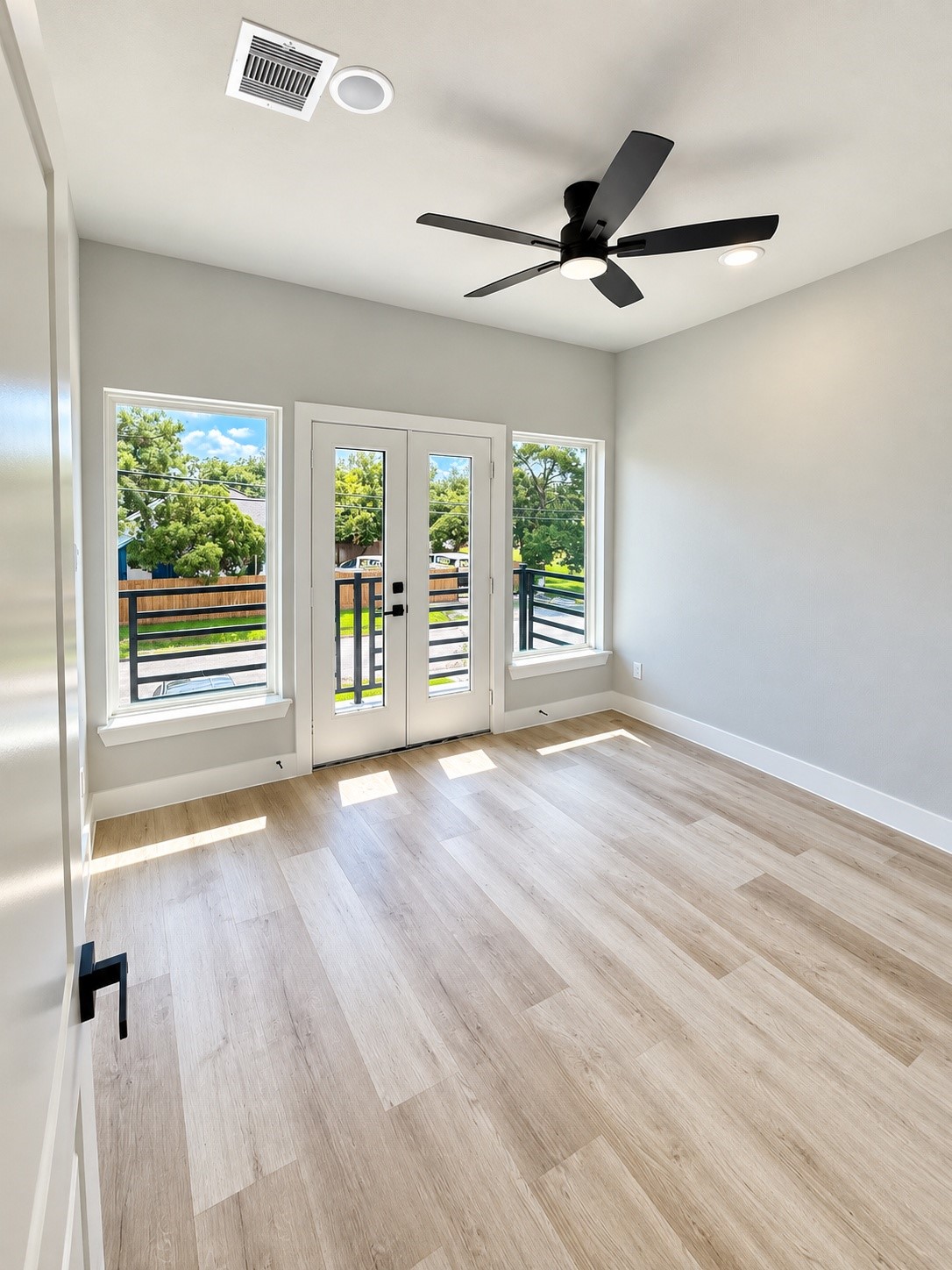 8704 Southview Street Property Photo 11
