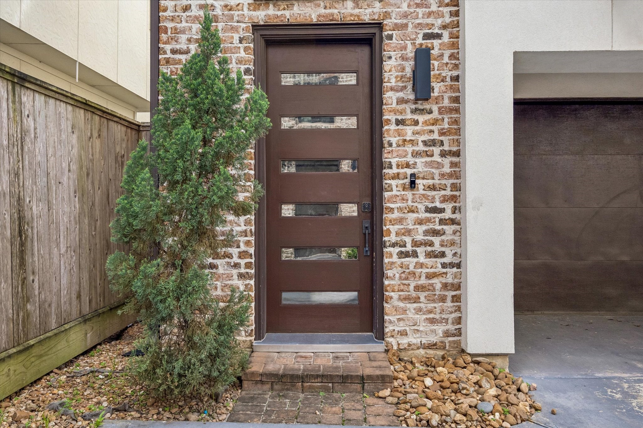 1617 Crockett Street Property Photo 18