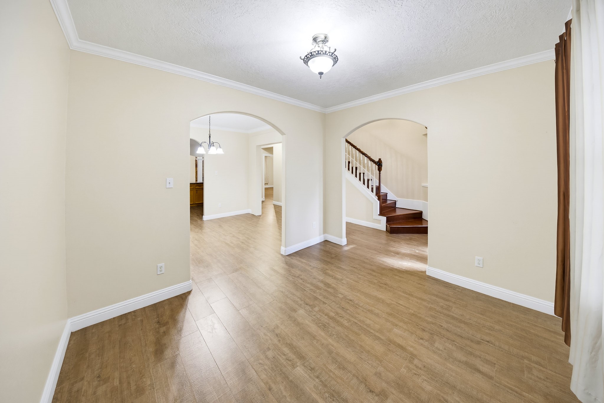 8117 Constellation Lane Property Photo 5
