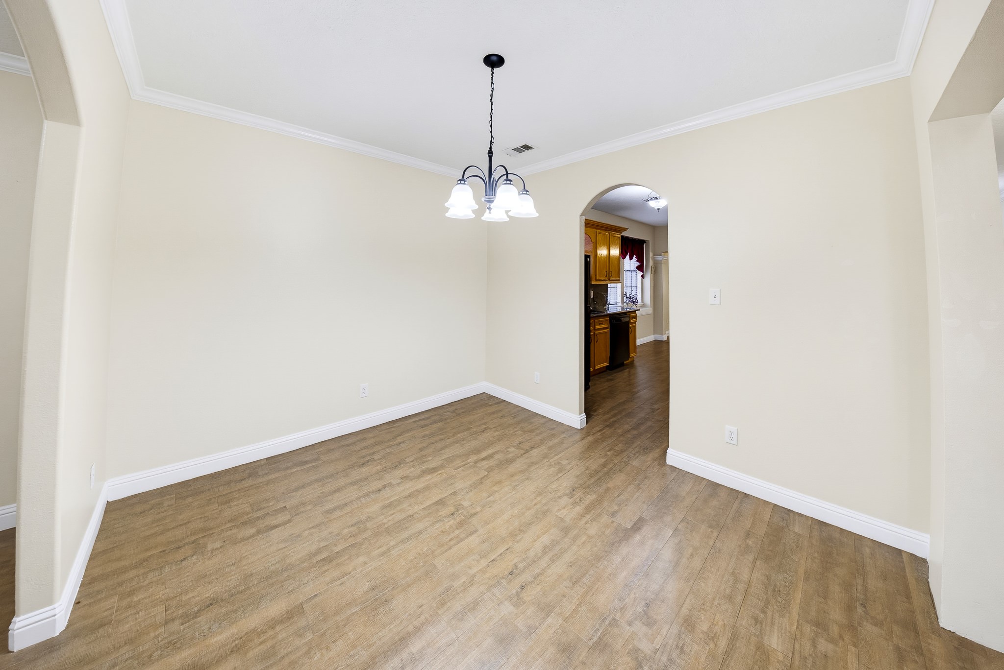 8117 Constellation Lane Property Photo 7