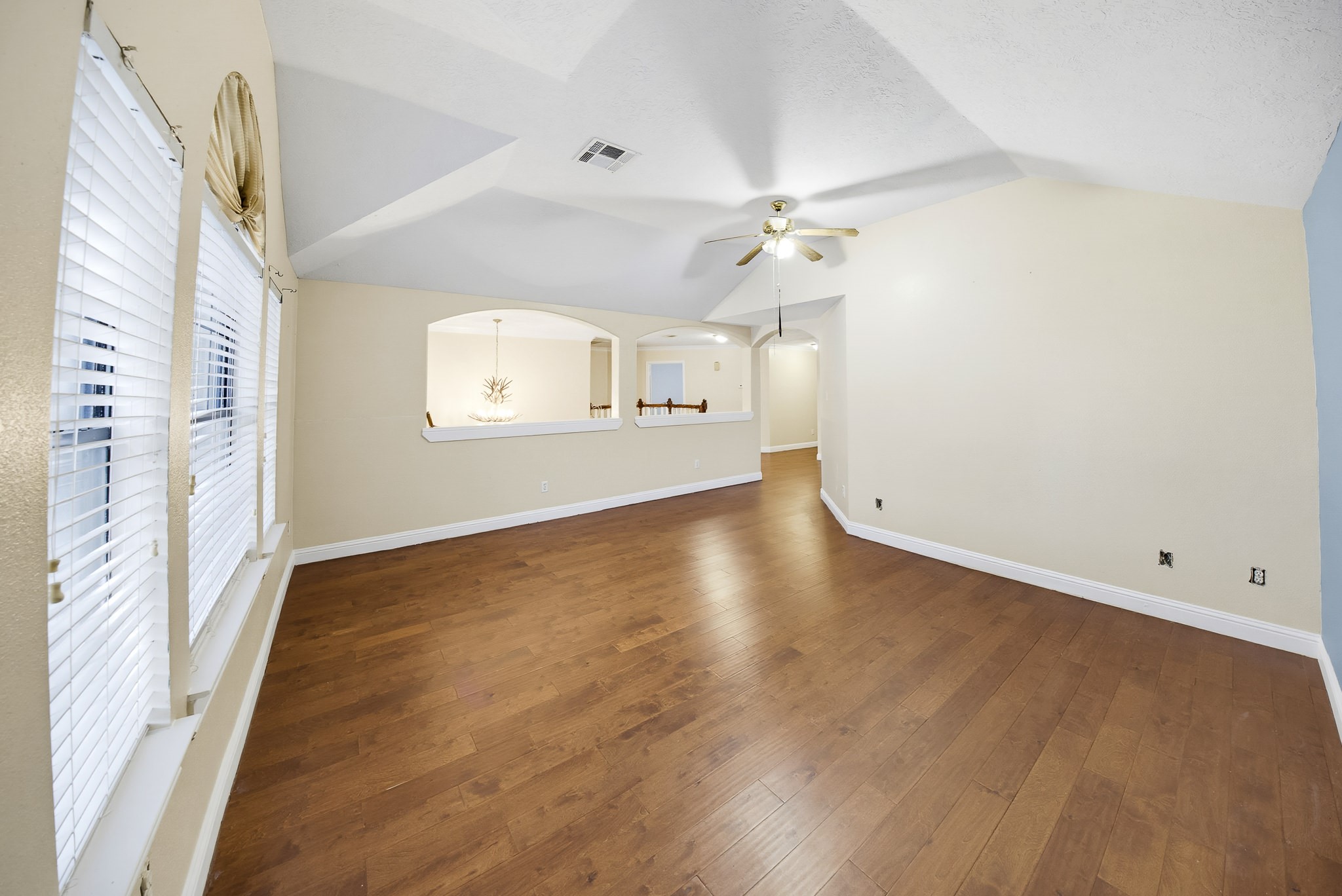 8117 Constellation Lane Property Photo 15