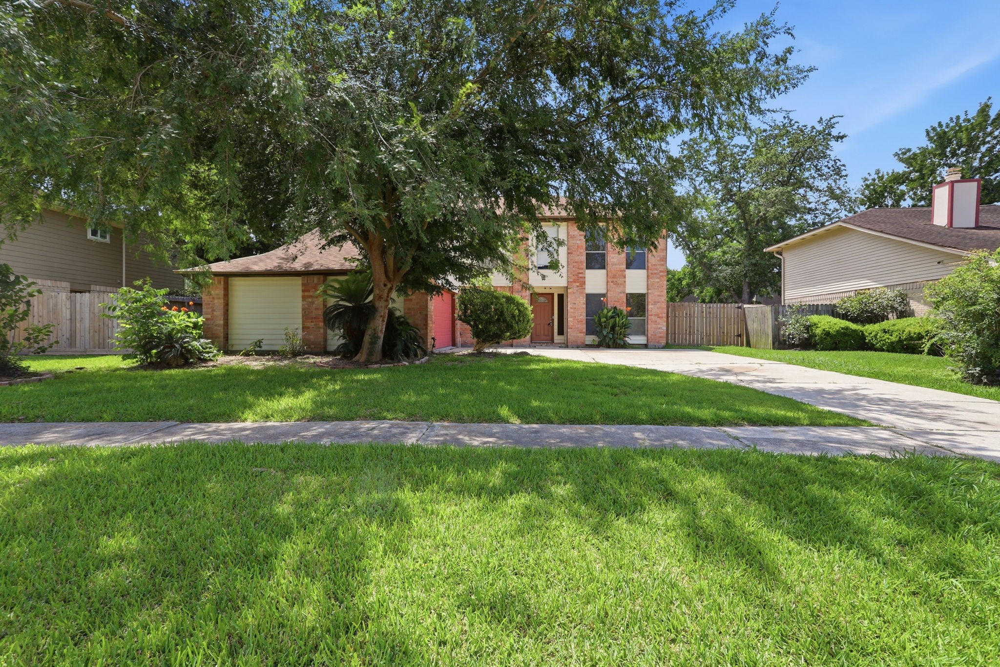 2315 Hampton Road Property Photo 2