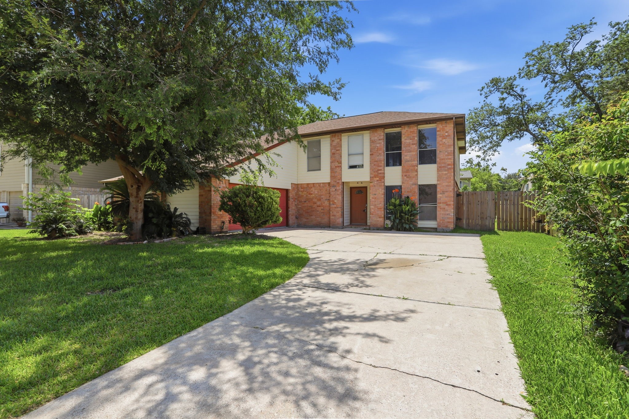 2315 Hampton Road Property Photo 3