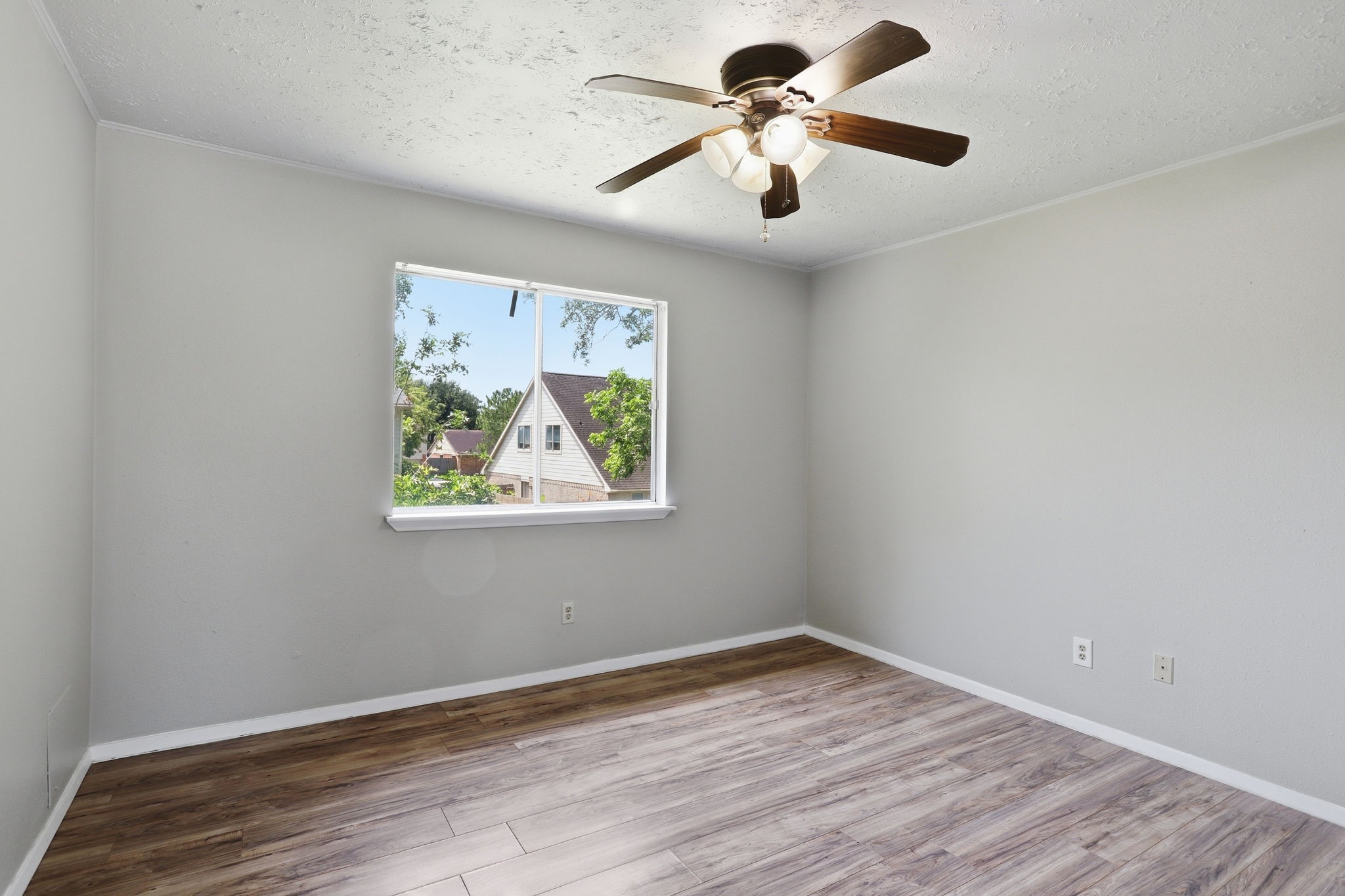 2315 Hampton Road Property Photo 32