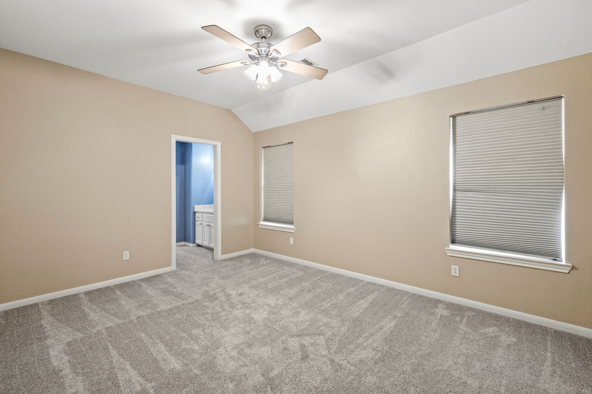 2822 Hazy Hillside Court Property Photo 33