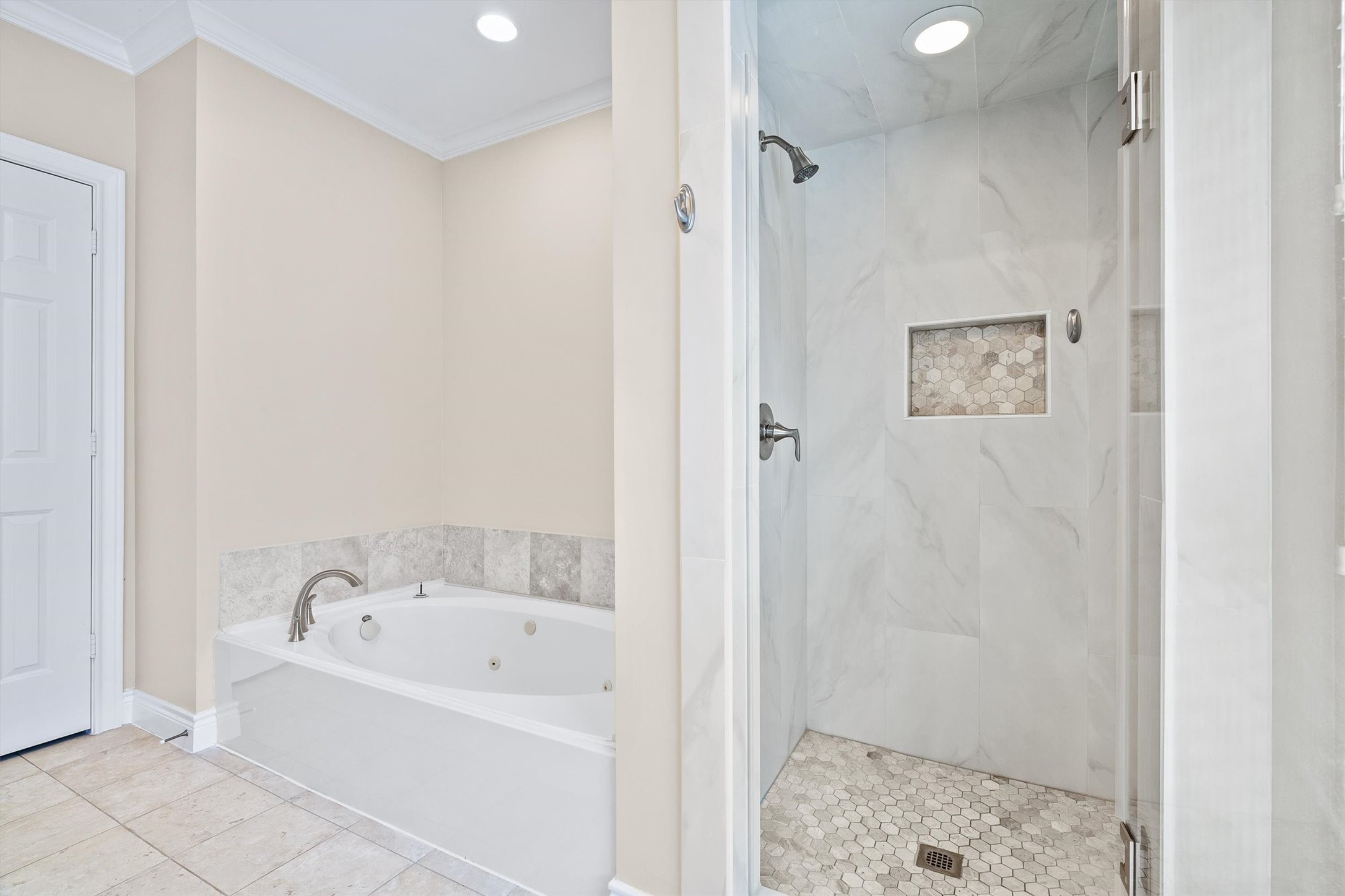 118 Oak Place Drive Property Photo 15