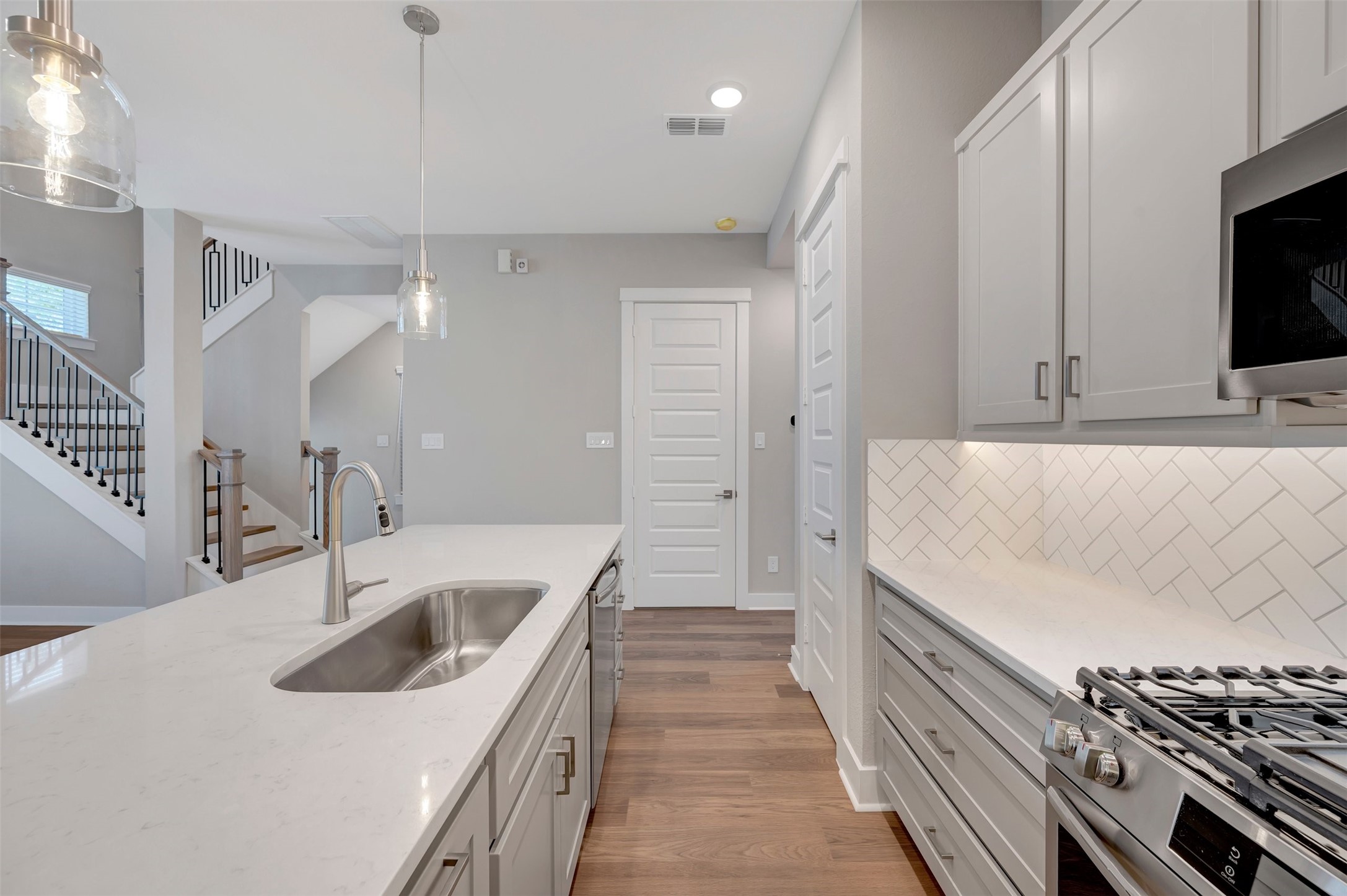 16019 Hayes Park Drive Property Photo 36
