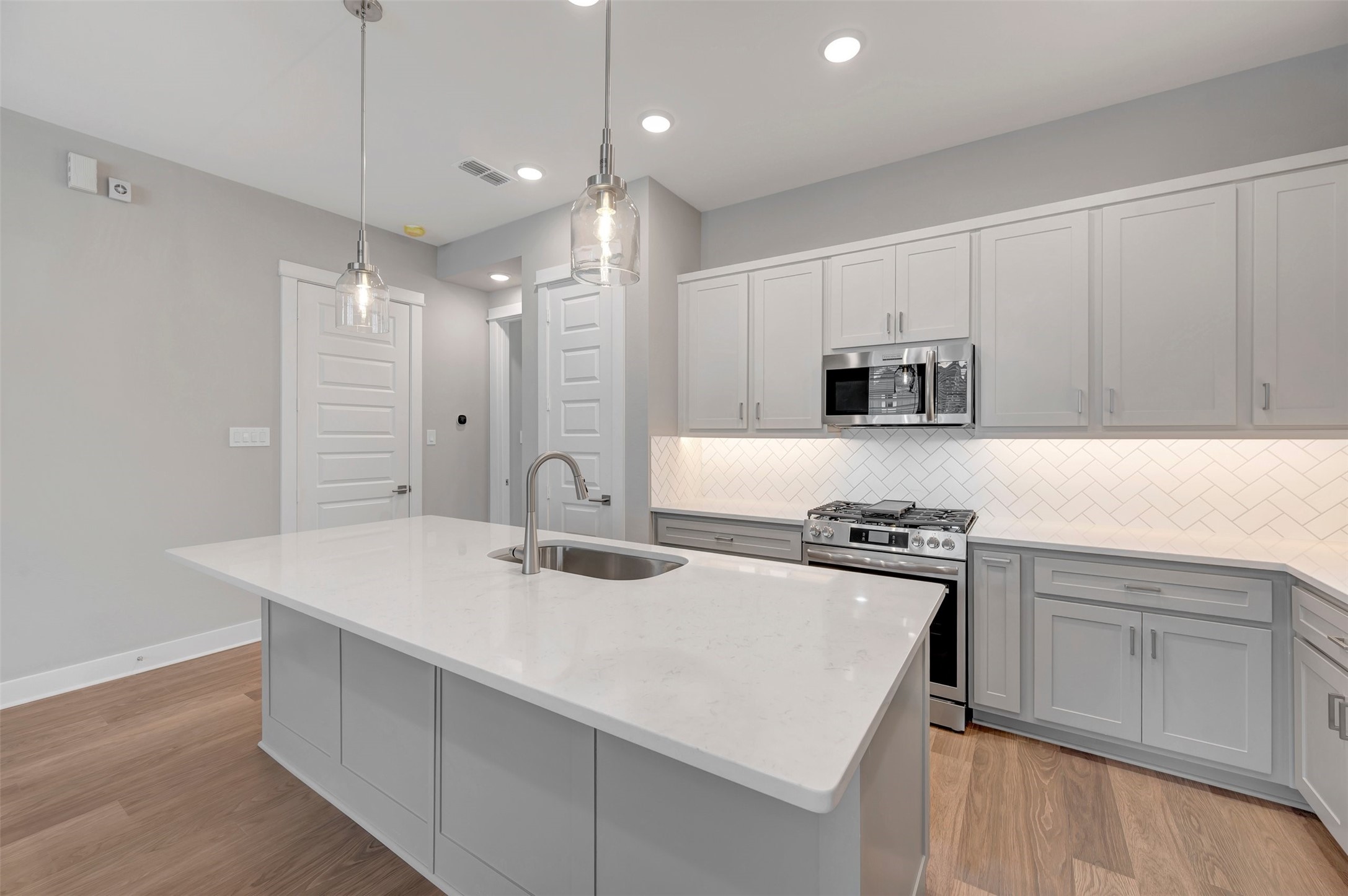 16019 Hayes Park Drive Property Photo 39