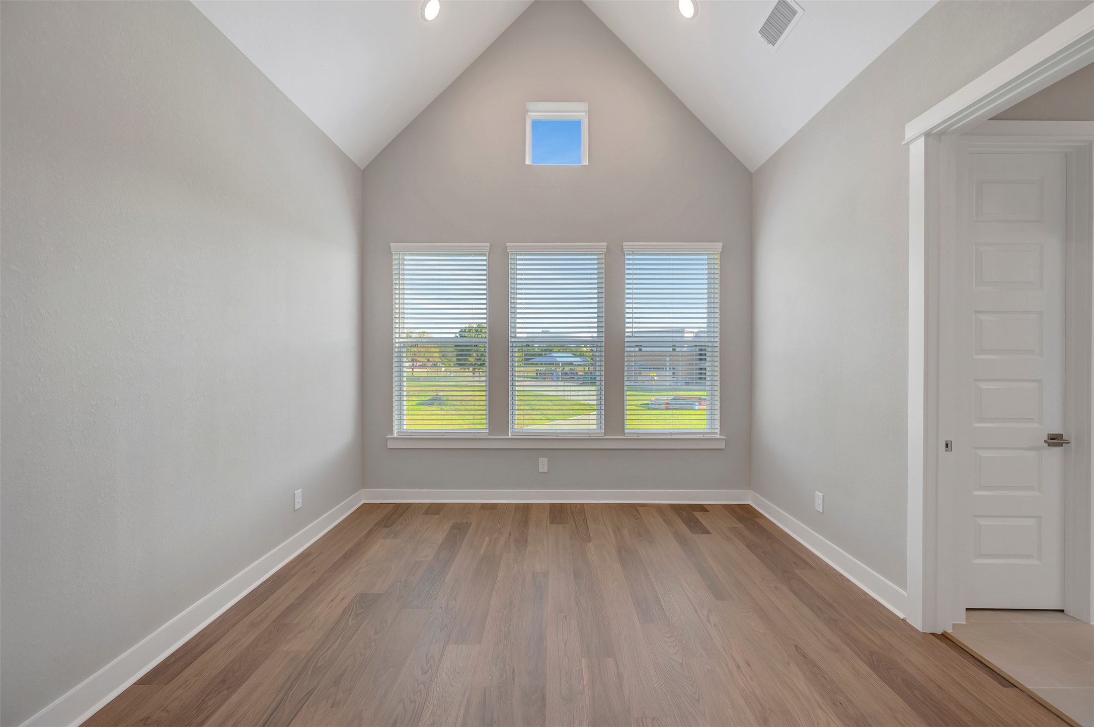 16019 Hayes Park Drive Property Photo 42