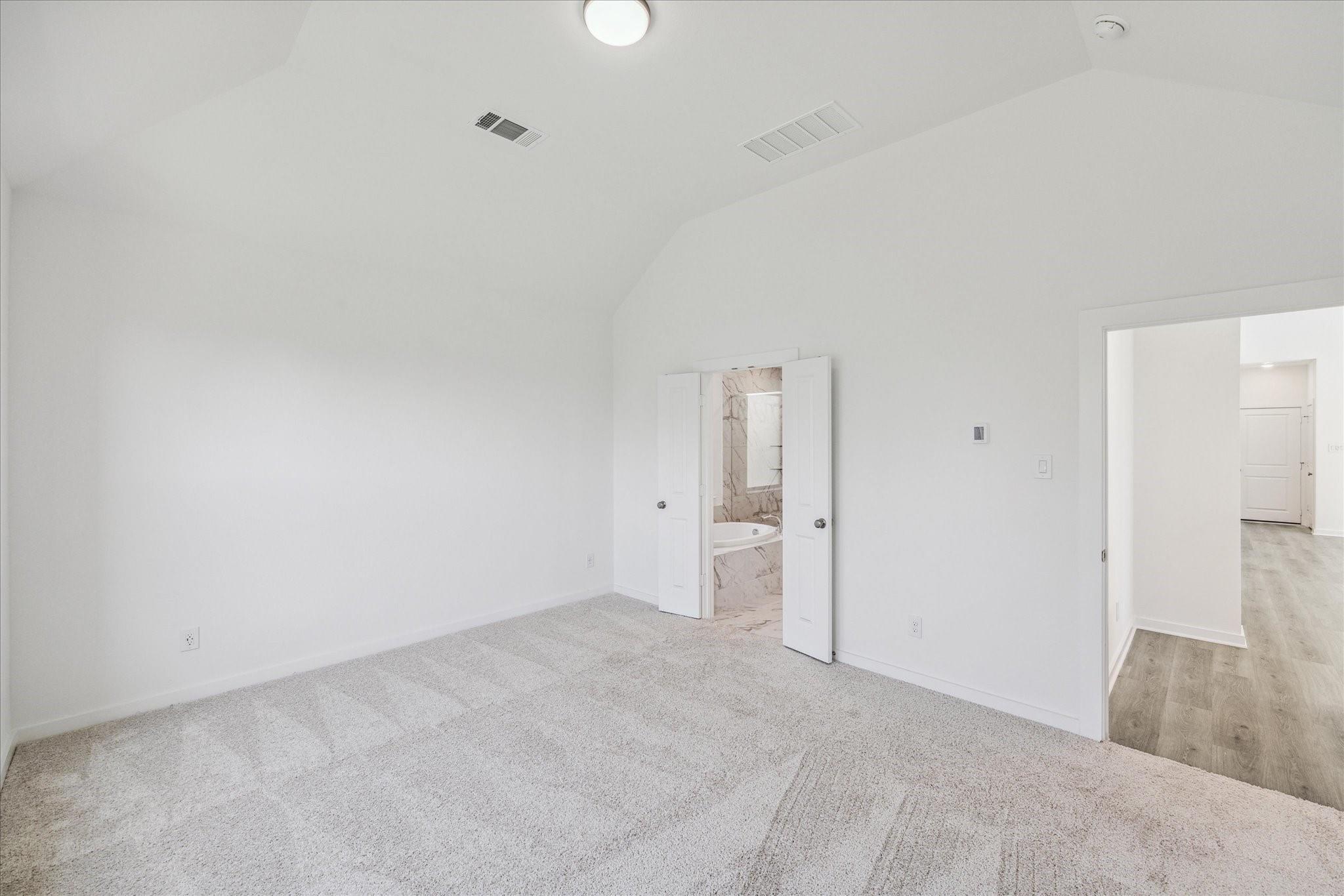 4911 Sand Clouds Drive Property Photo 11