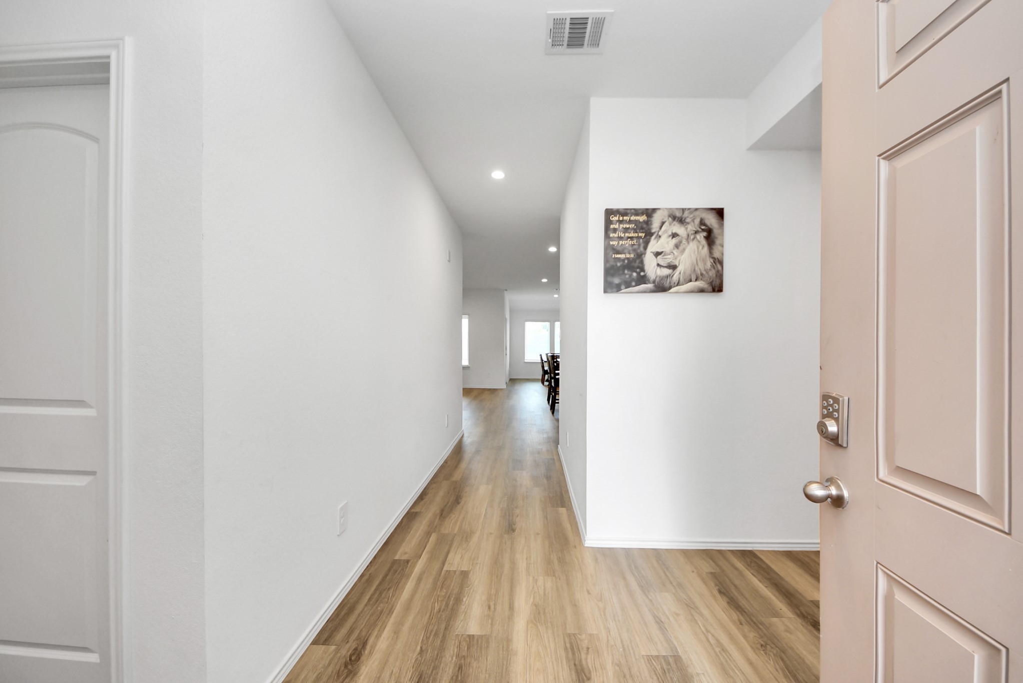 21227 Sunnyridge Way Property Photo 3