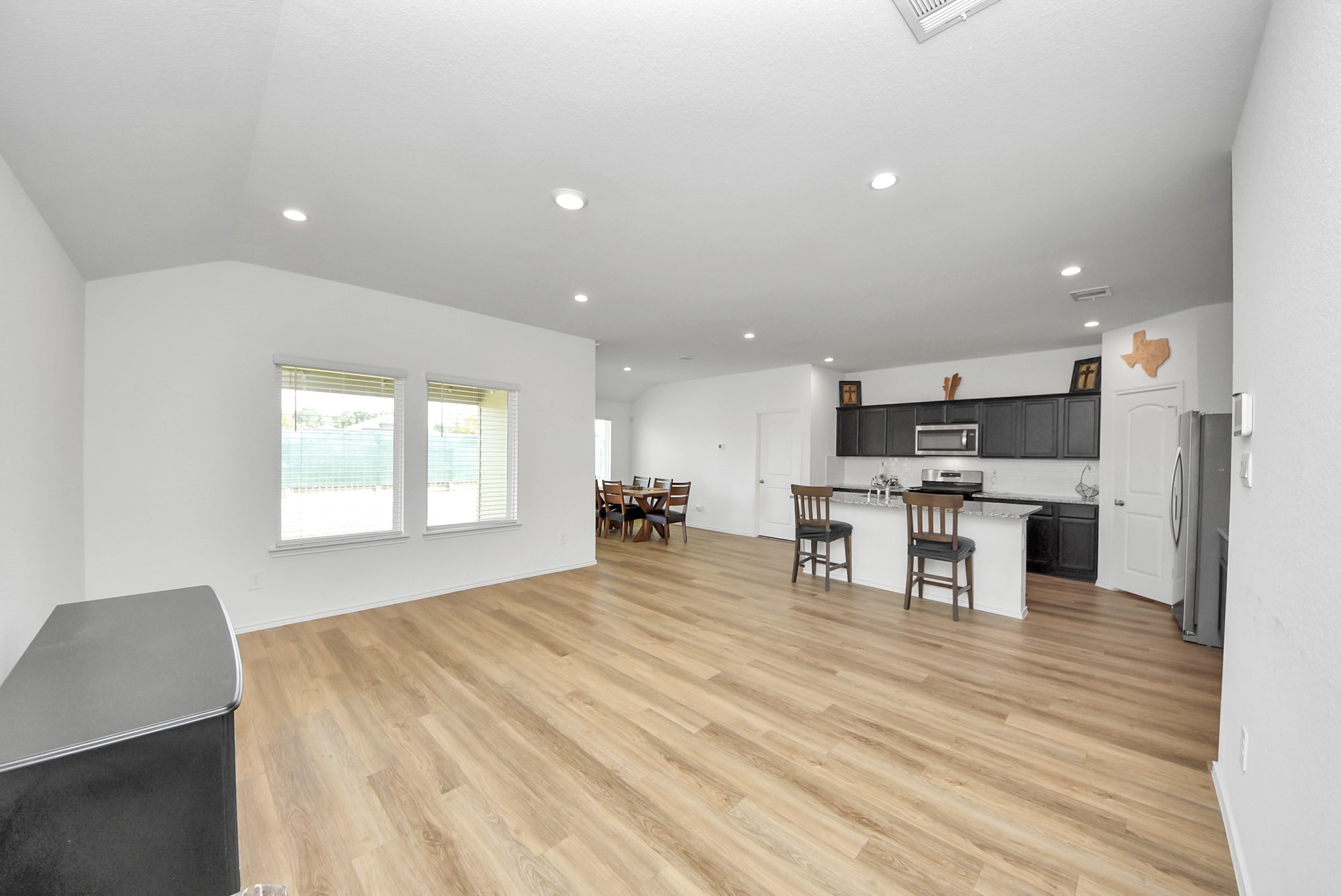 21227 Sunnyridge Way Property Photo 15