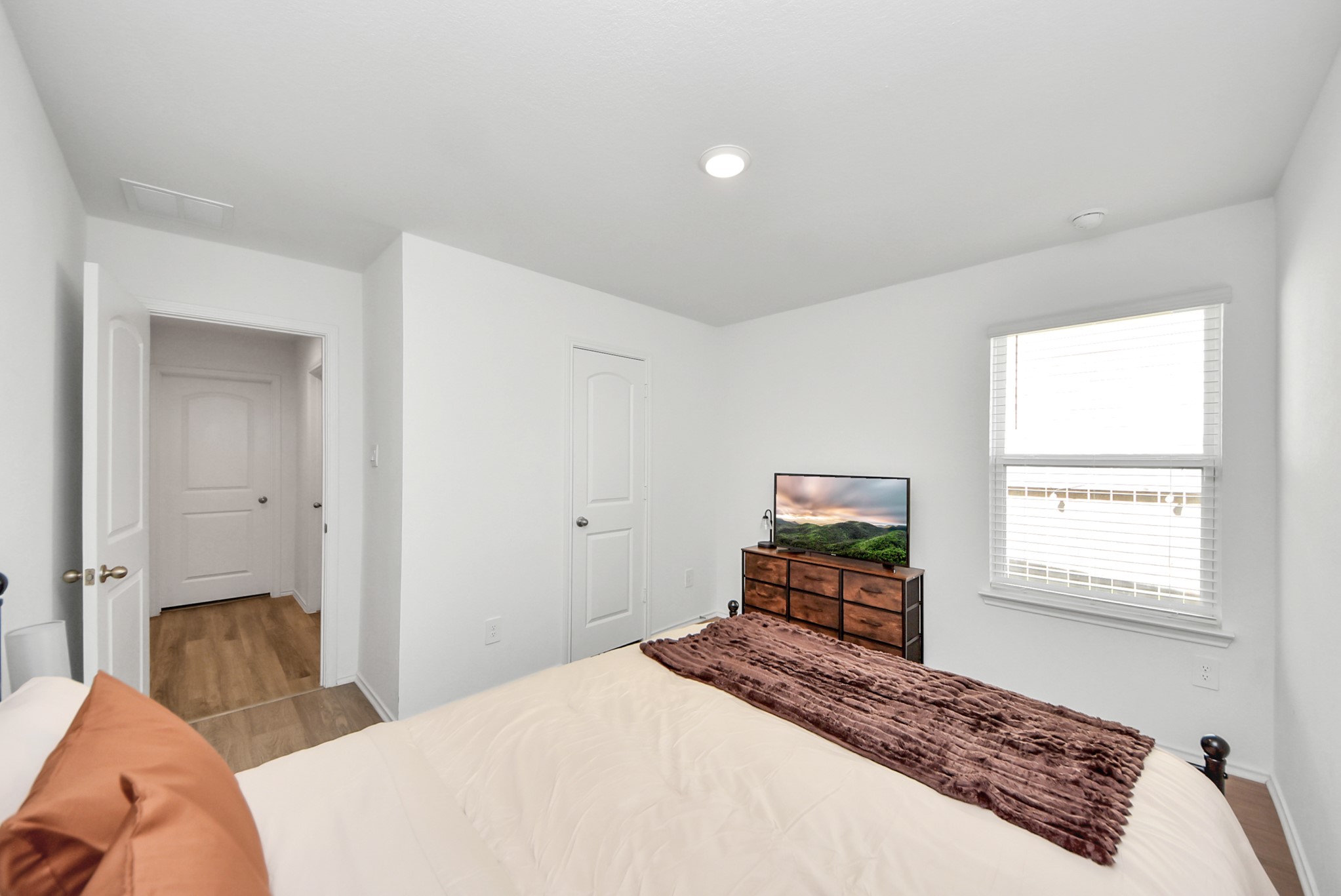 21227 Sunnyridge Way Property Photo 29