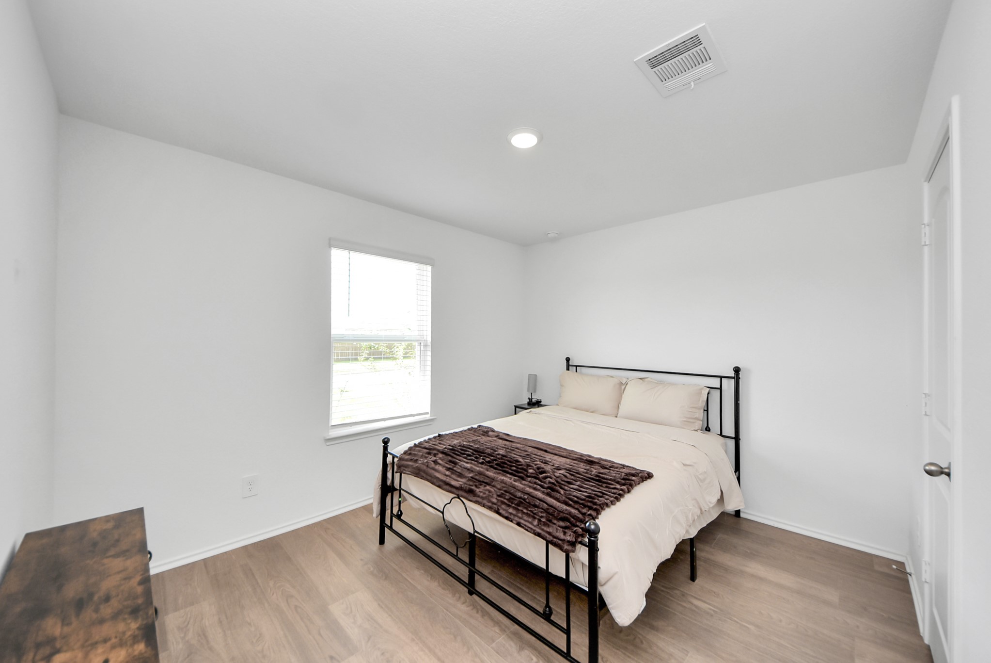 21227 Sunnyridge Way Property Photo 34