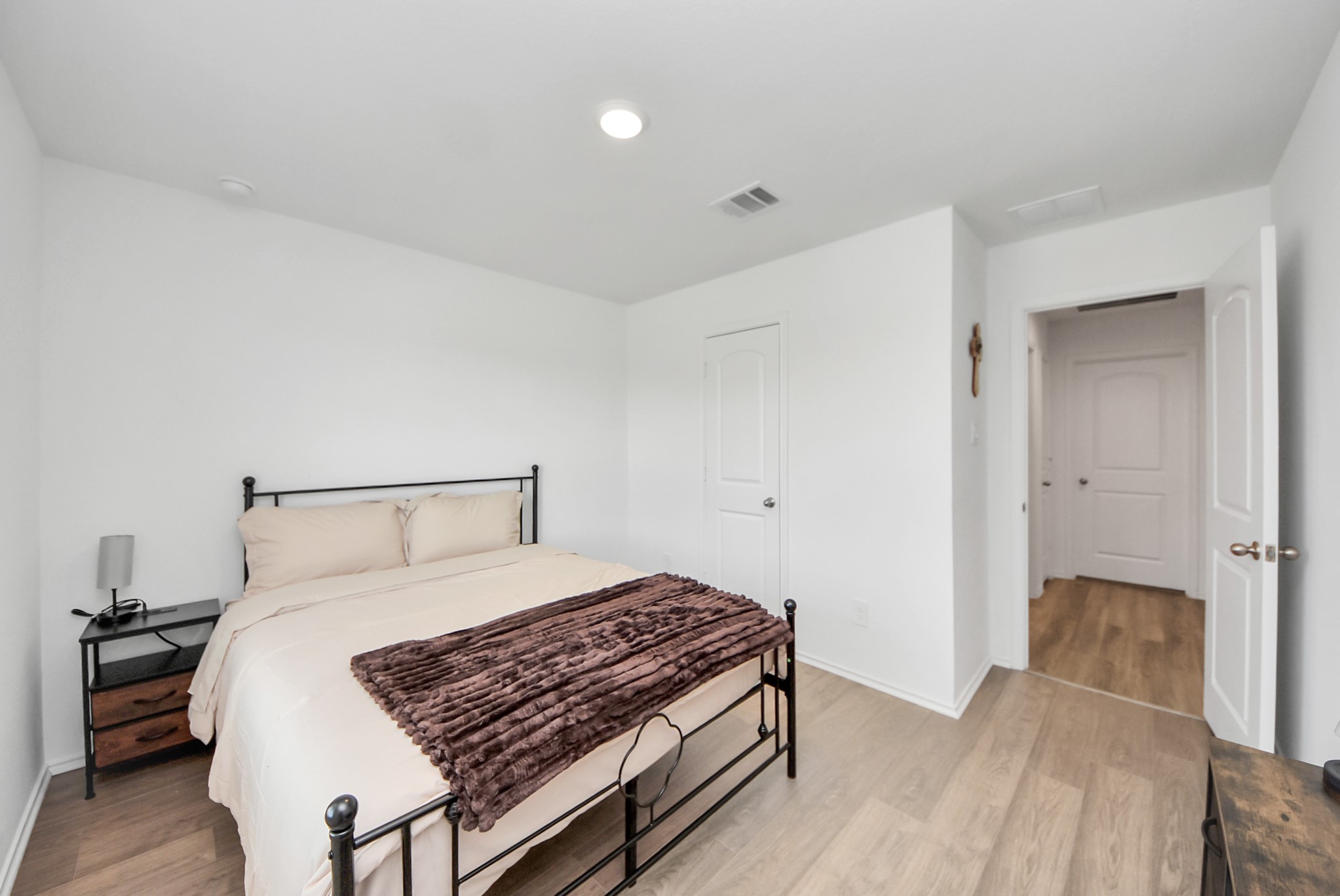 21227 Sunnyridge Way Property Photo 35
