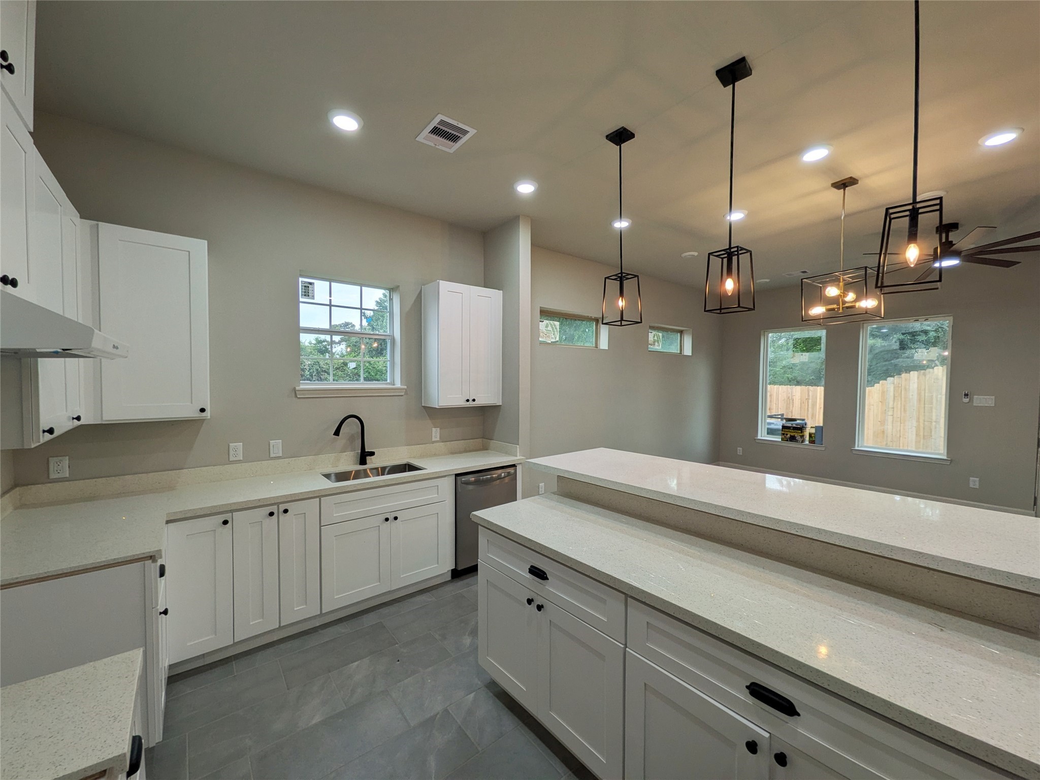 4720 Hare Street Property Photo 13