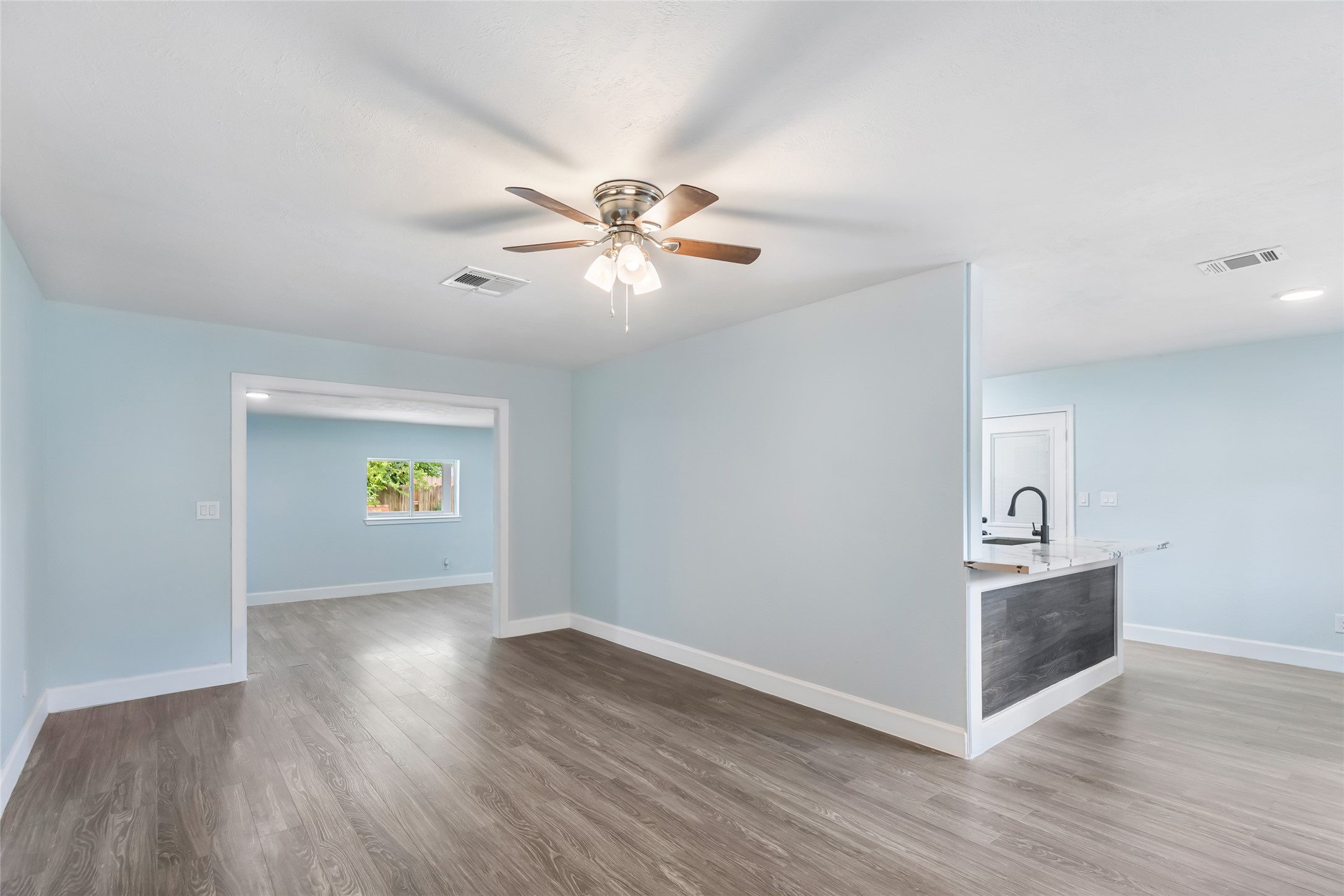 666 Elton Street Property Photo 10
