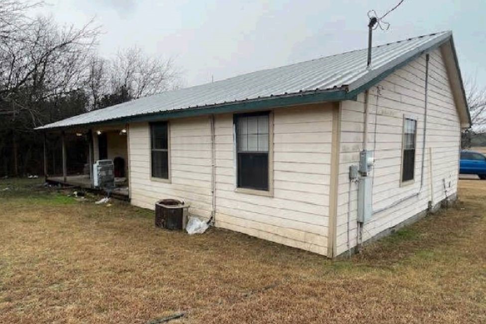 6554 S Highway 144 Property Photo 11