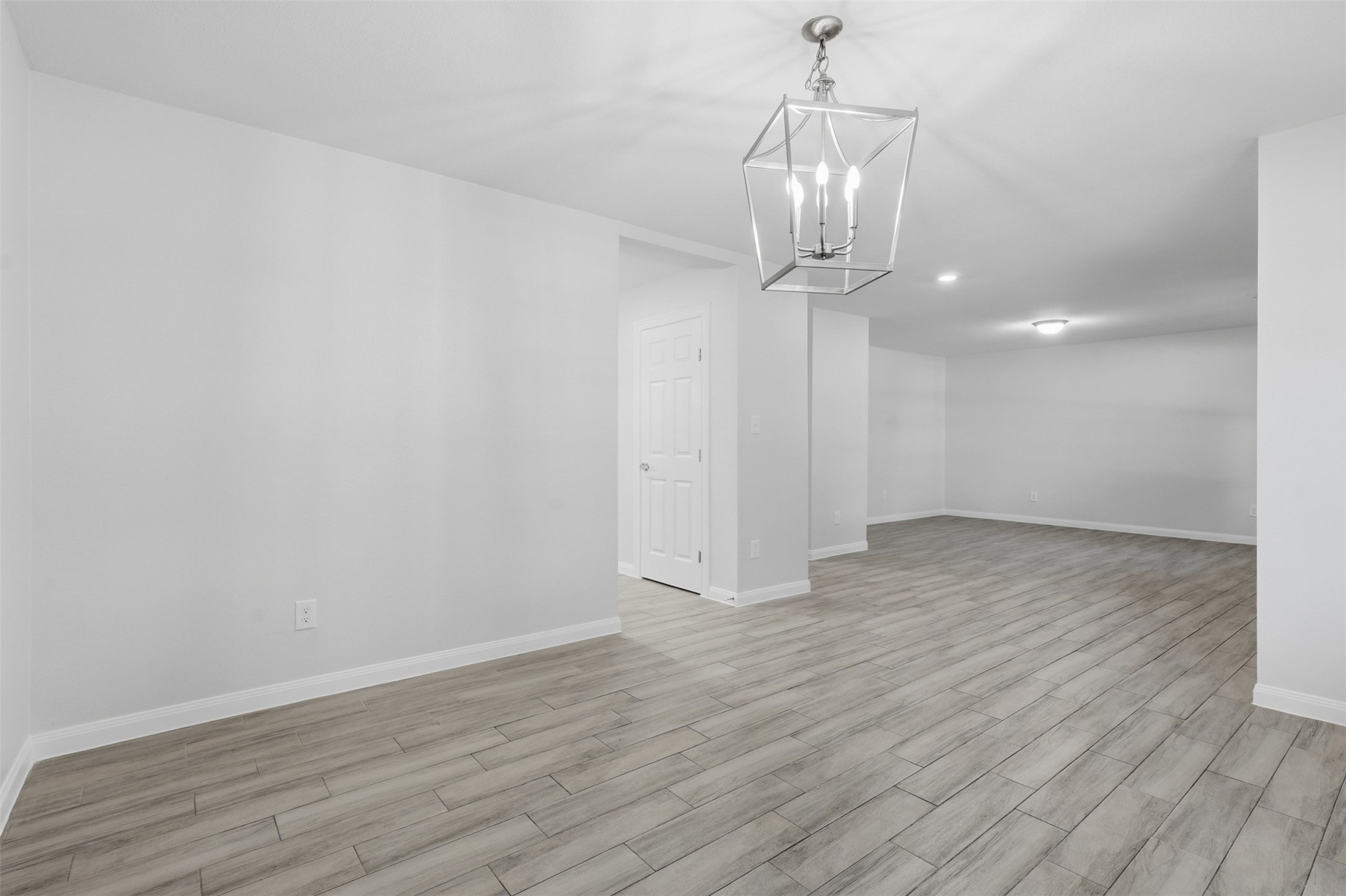 7826 Twin Hills Drive Property Photo 12