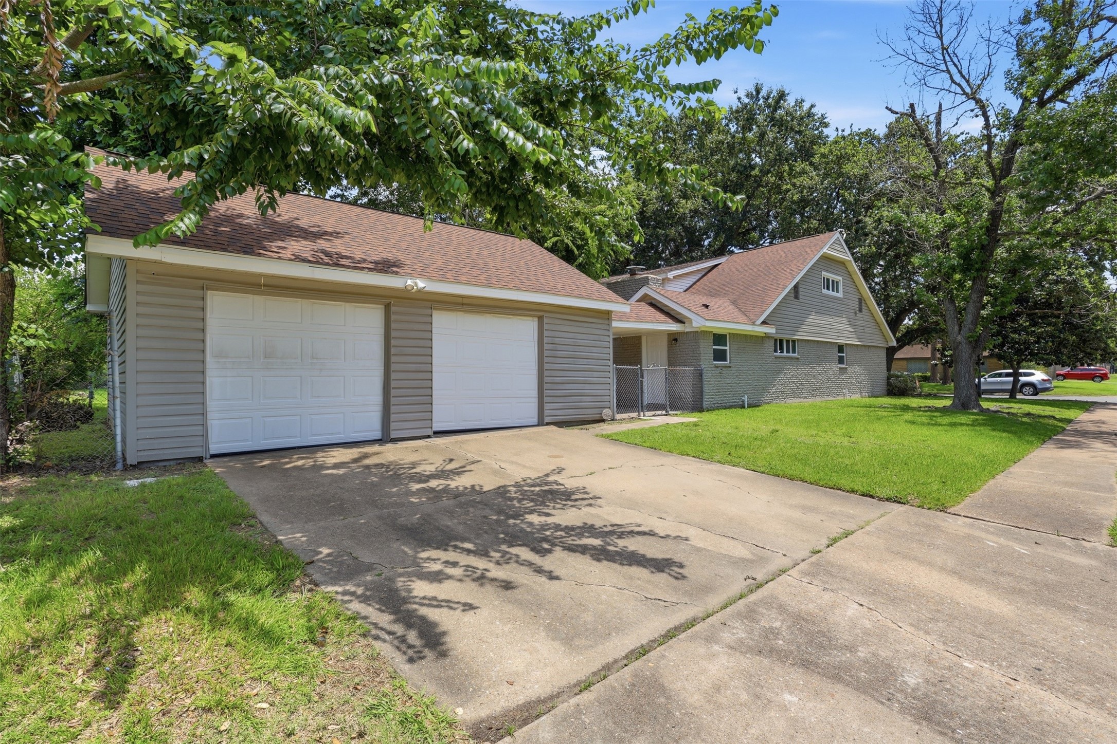 7826 Twin Hills Drive Property Photo 28