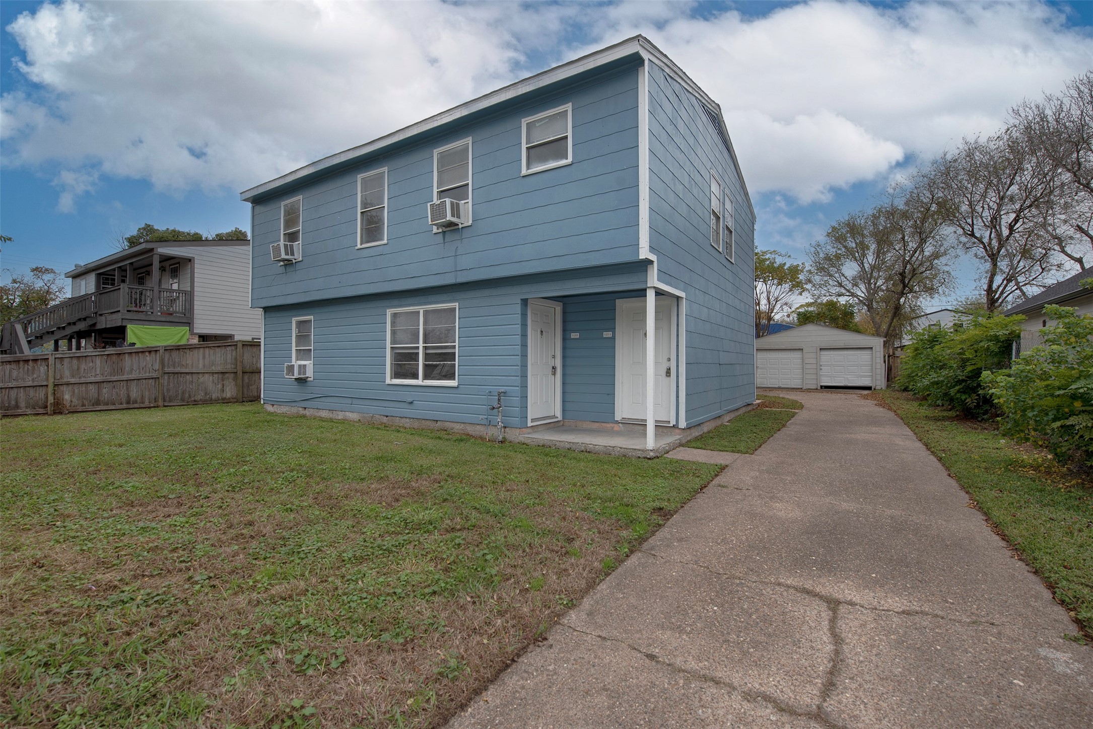 1211 1st Avenue N Property Photo 2