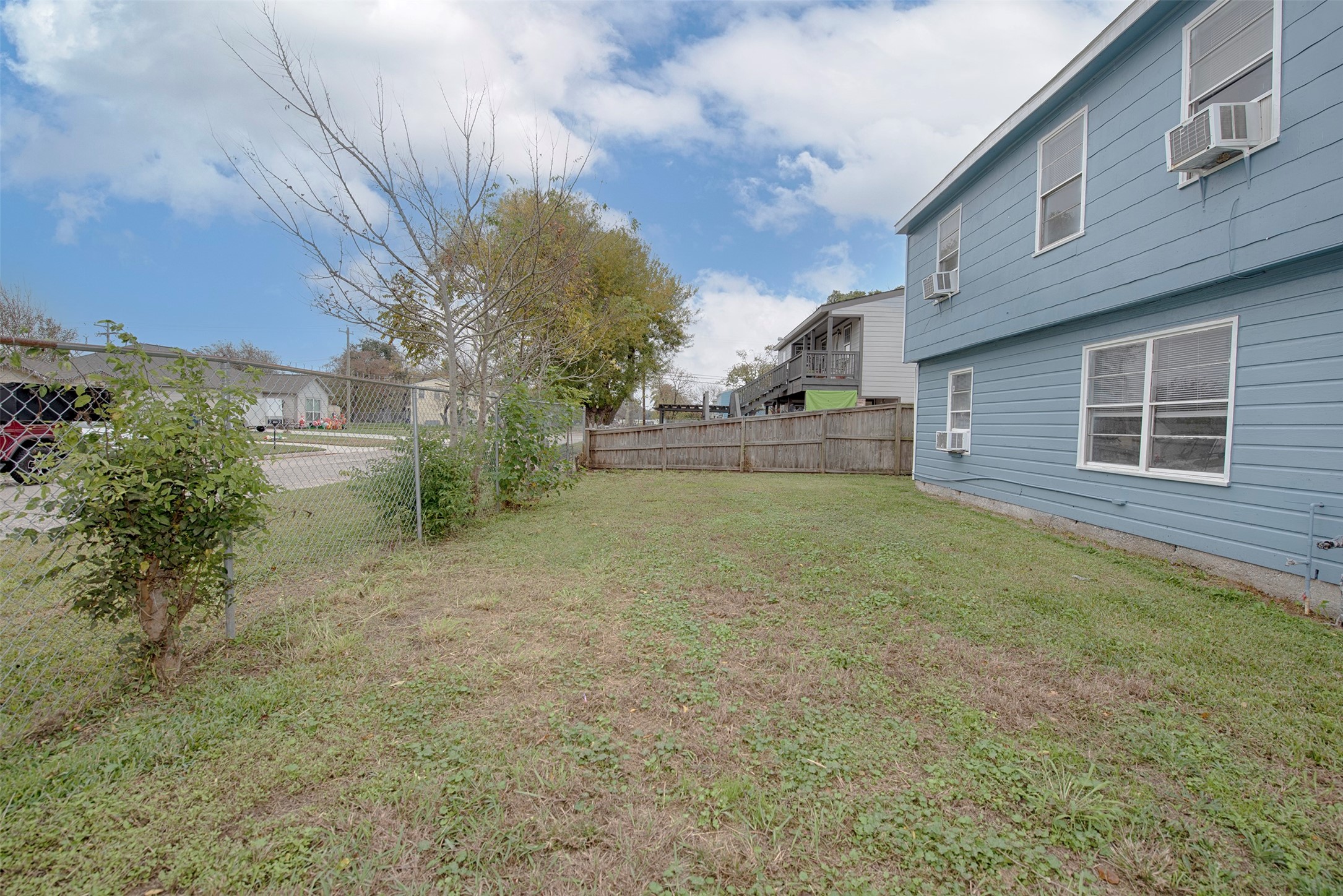 1211 1st Avenue N Property Photo 3