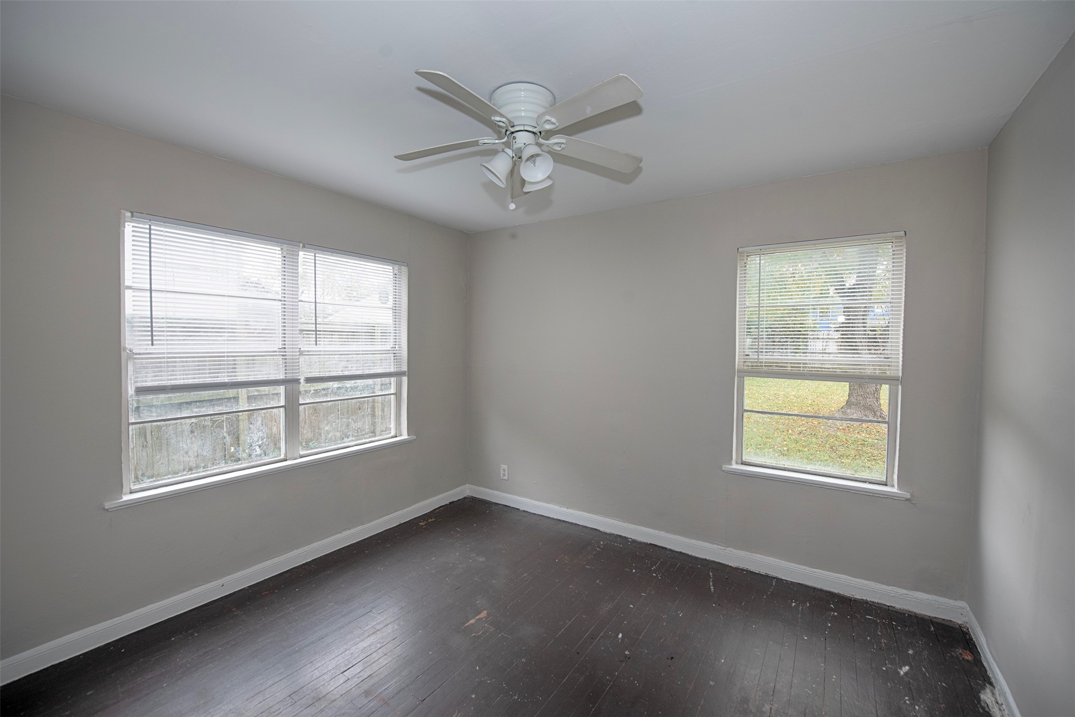 1211 1st Avenue N Property Photo 15