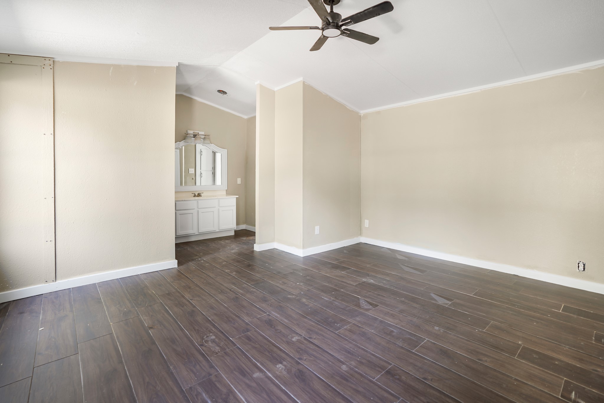 20218 Fm 2090 Road Property Photo 14
