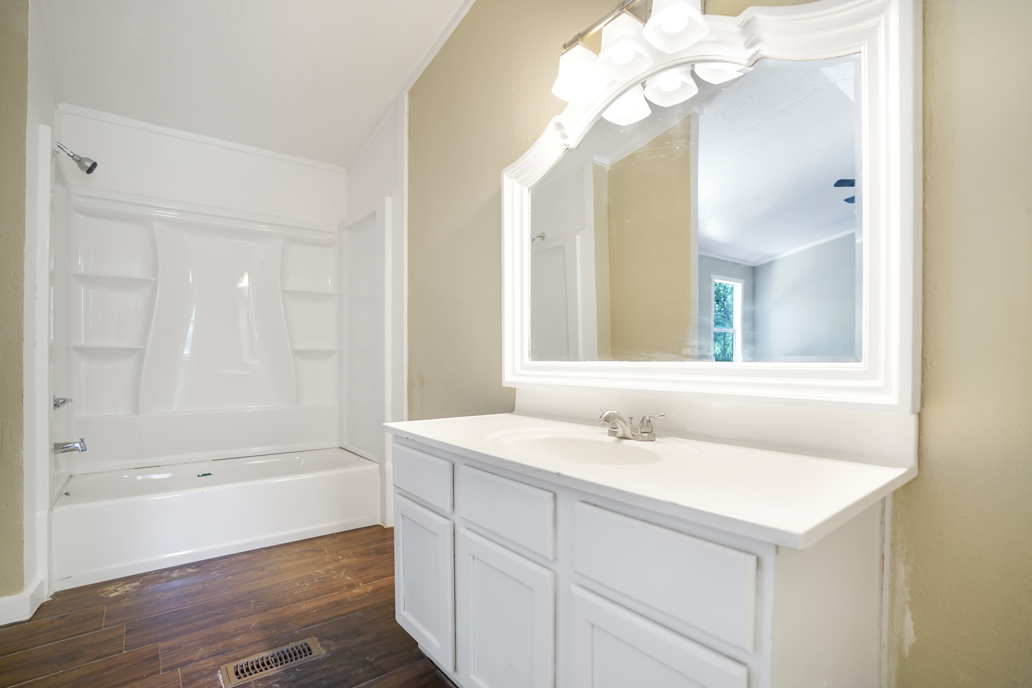 20218 Fm 2090 Road Property Photo 17