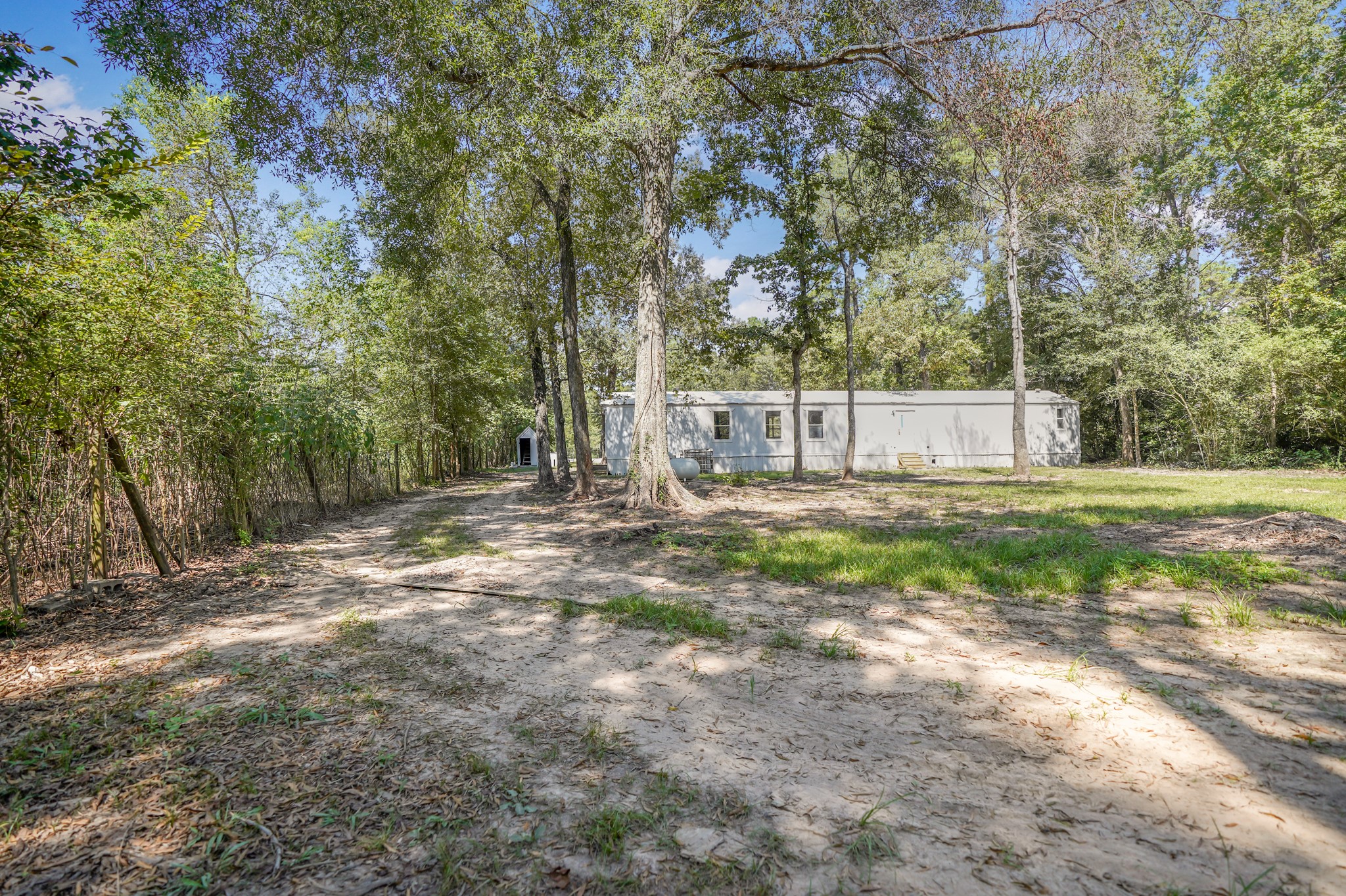 20218 Fm 2090 Road Property Photo 32