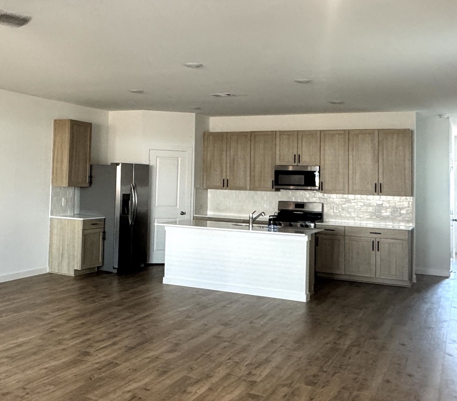 3522 Goldfinch Woods Drive Property Photo 3