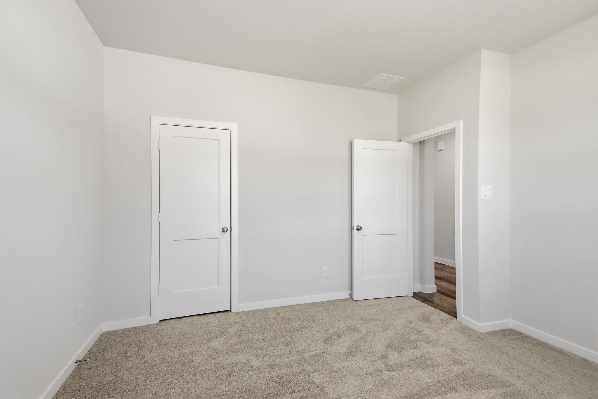 1337 Coastal Drive Property Photo 10