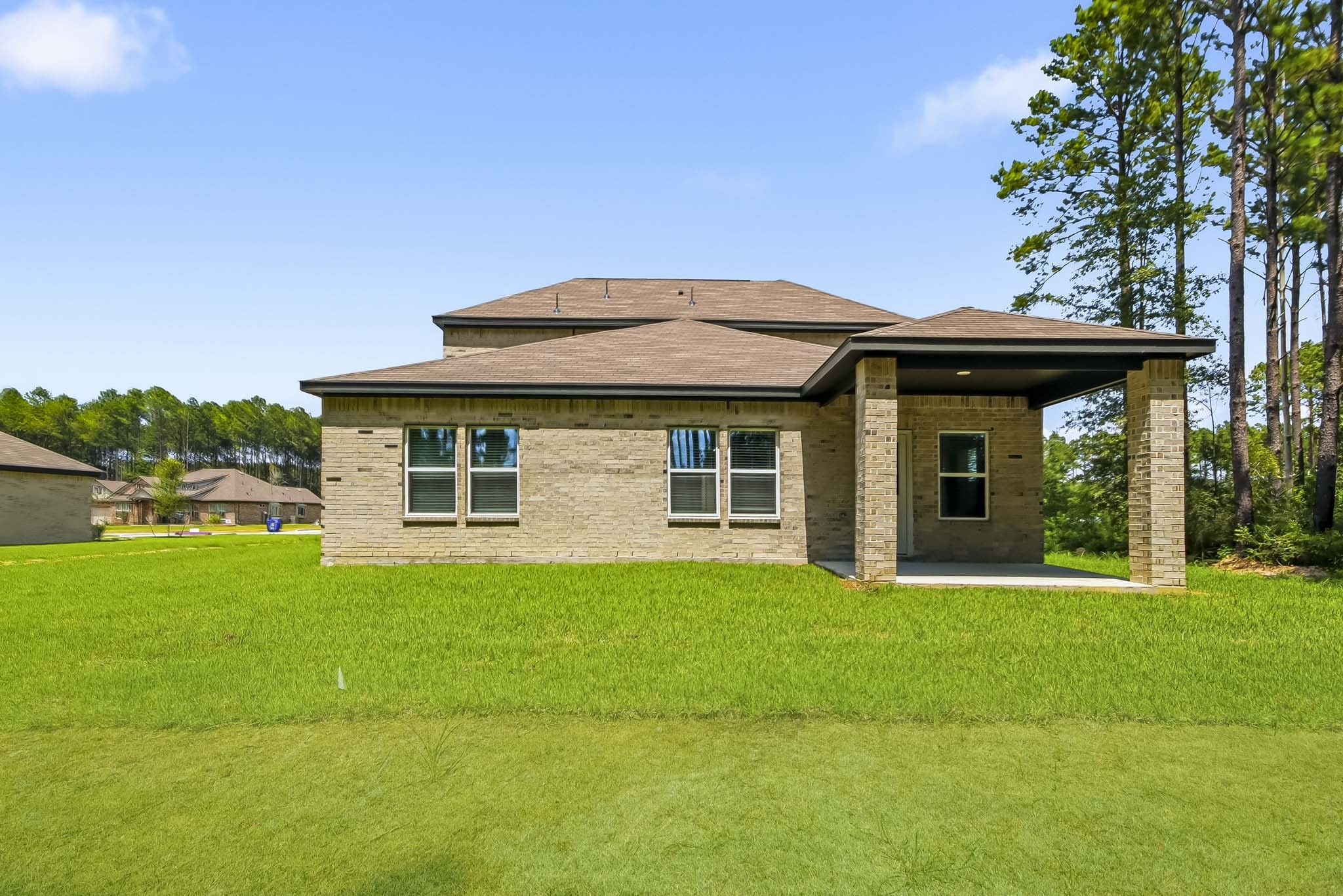 1337 Coastal Drive Property Photo 12