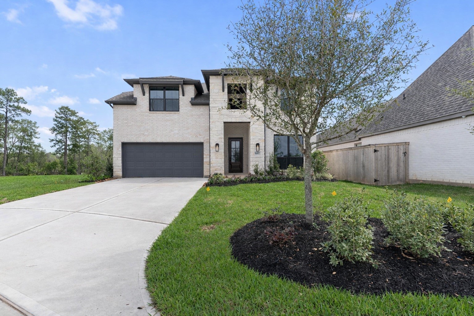 407 Mathis Lake Court Property Photo 1
