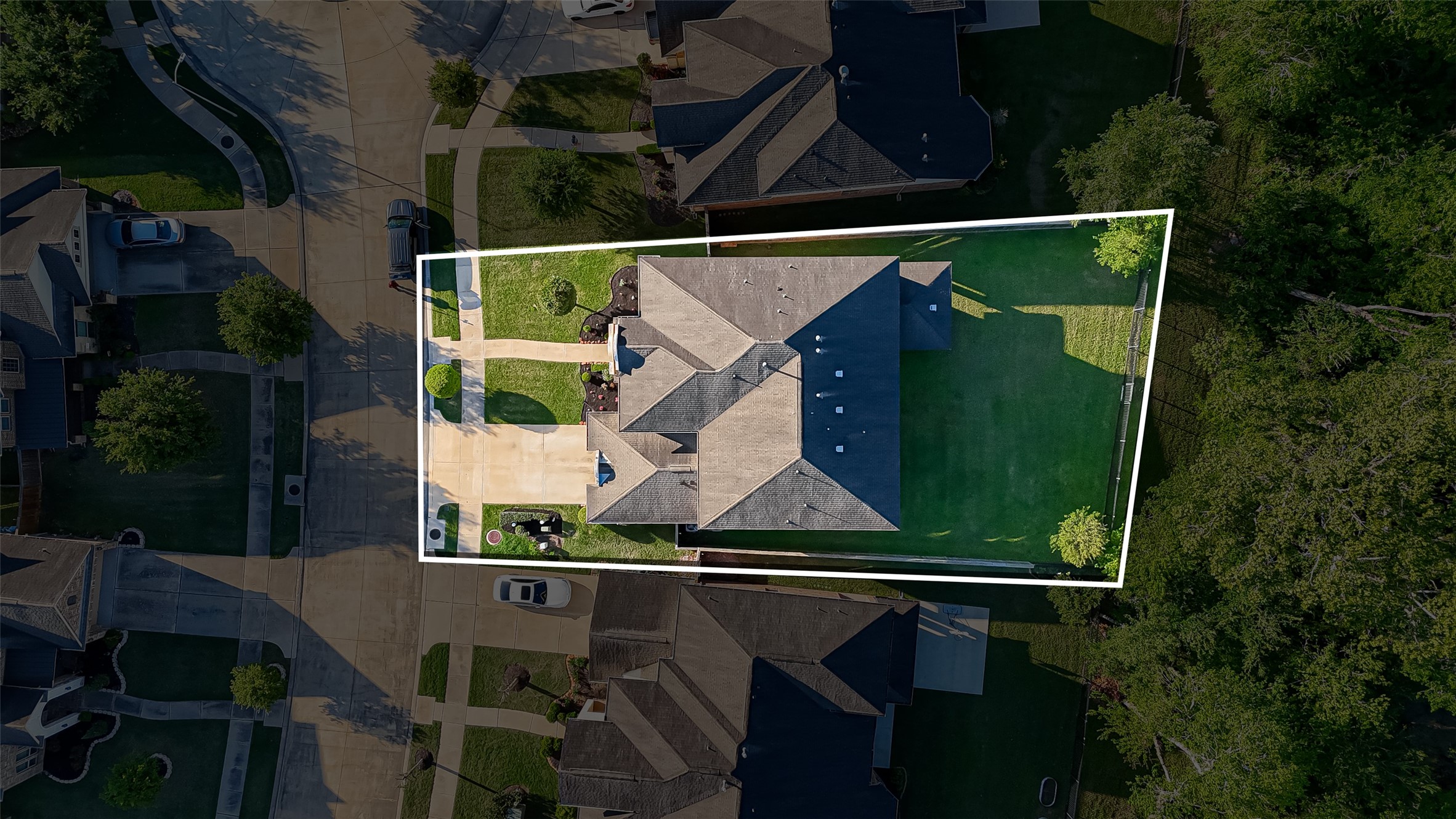 5411 Oban Terrace Lane Property Photo 1