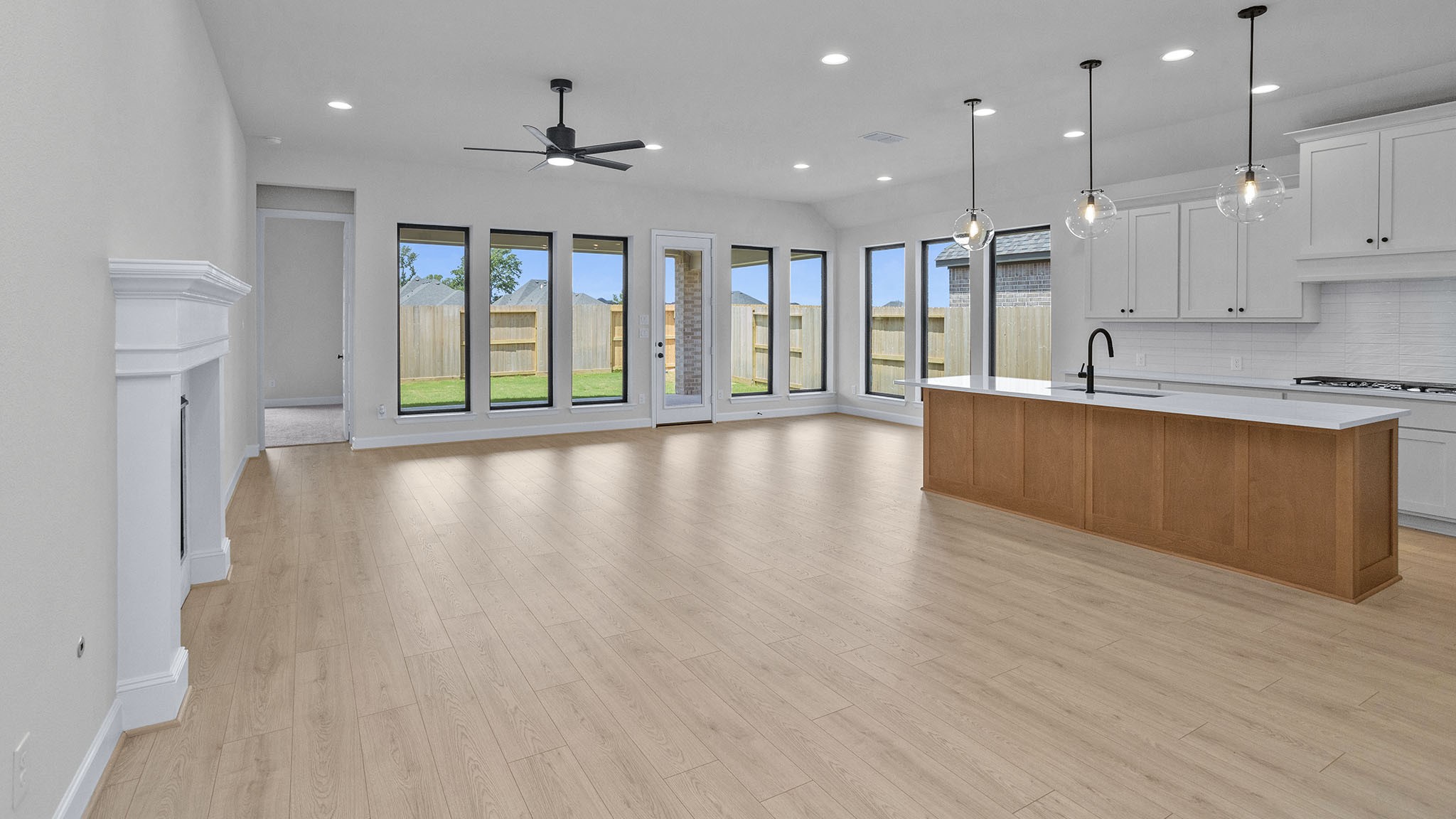 12203 Hudson Drive Property Photo 4