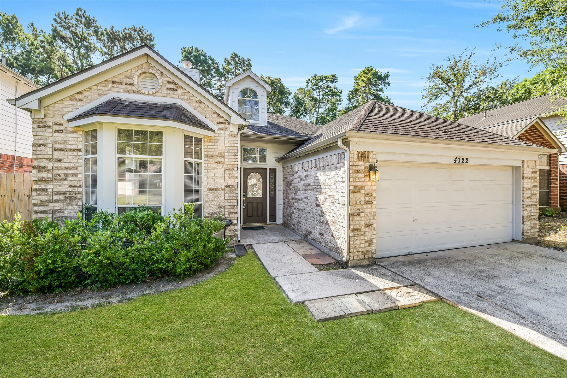4322 Mountain Peak Way Property Photo 3