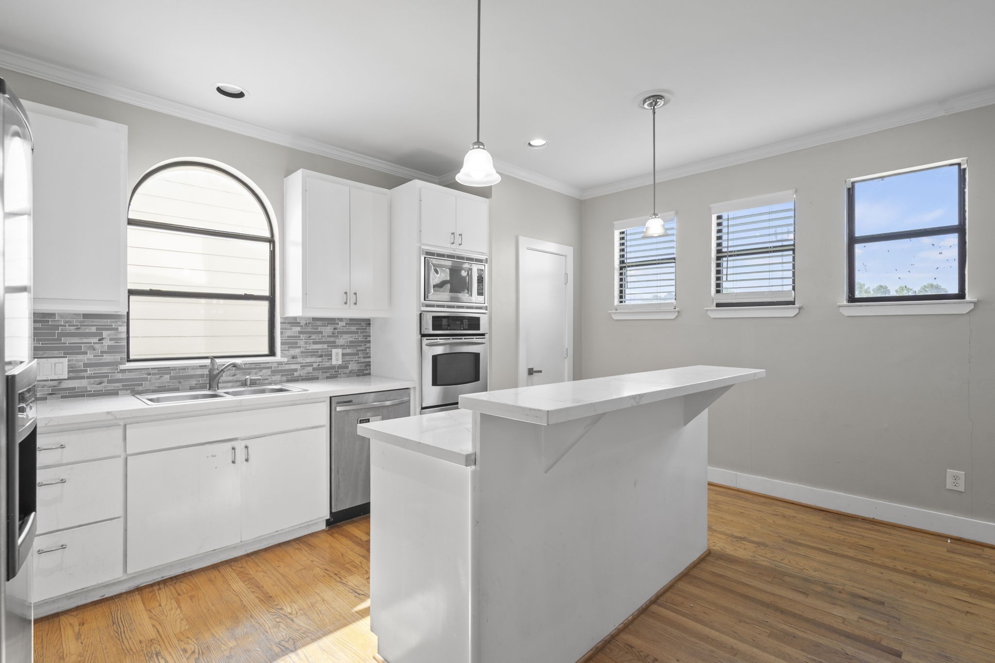 2154 Arabelle Street Property Photo 19
