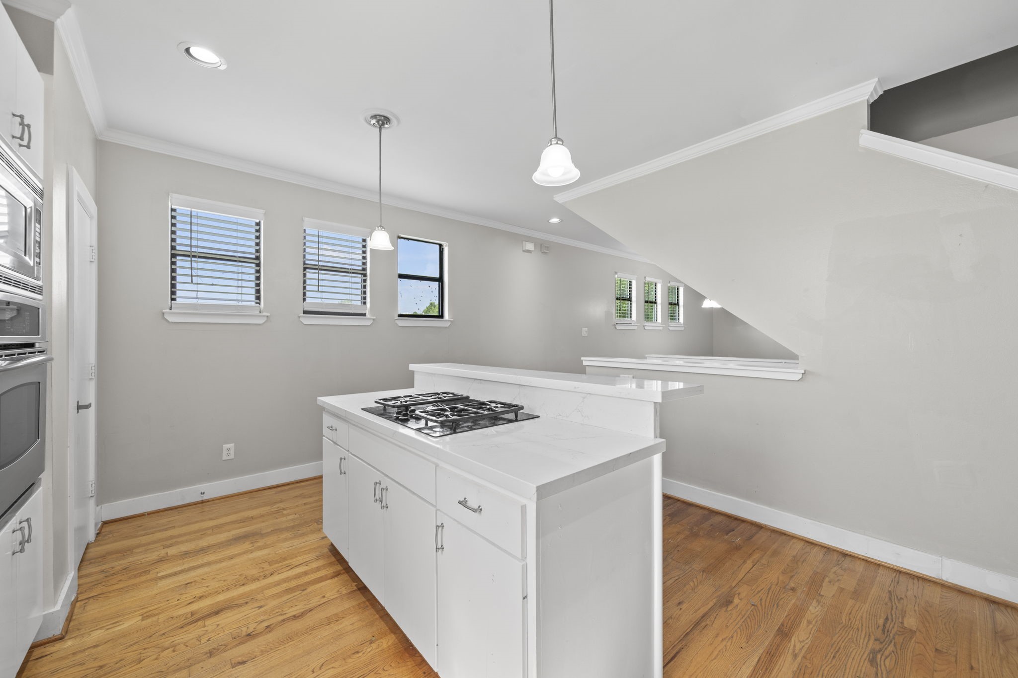 2154 Arabelle Street Property Photo 20