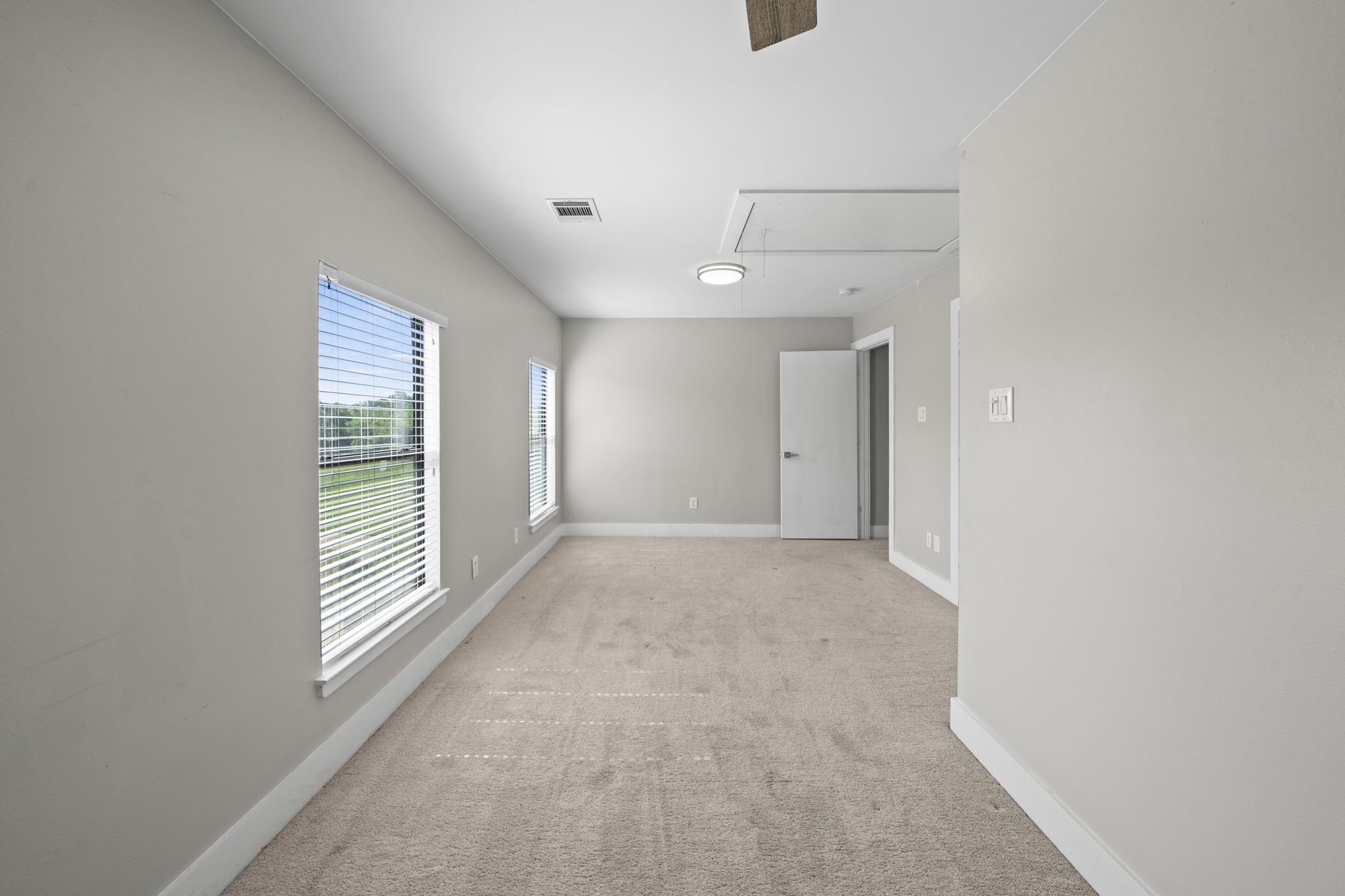 2154 Arabelle Street Property Photo 26