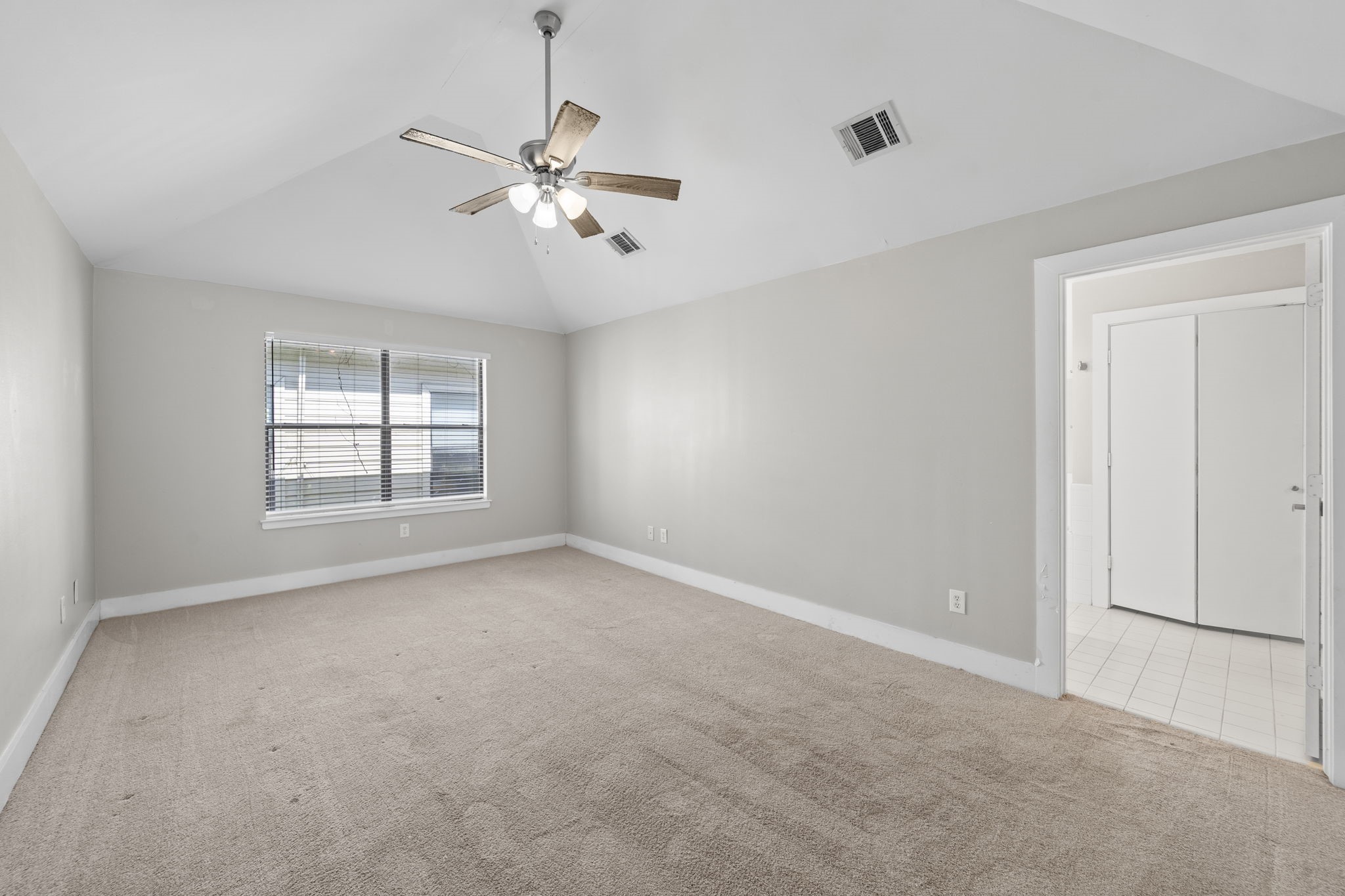 2154 Arabelle Street Property Photo 29
