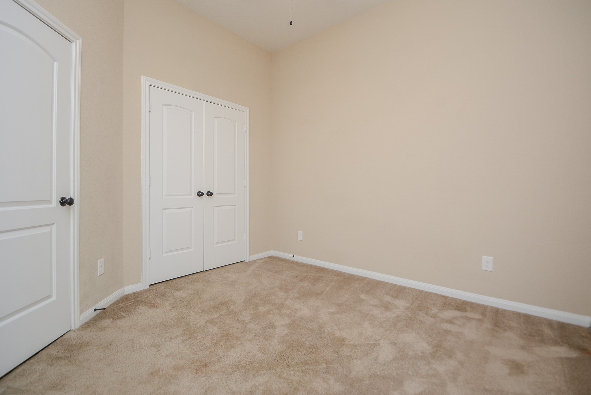 22 Cheswood Manor Property Photo 16