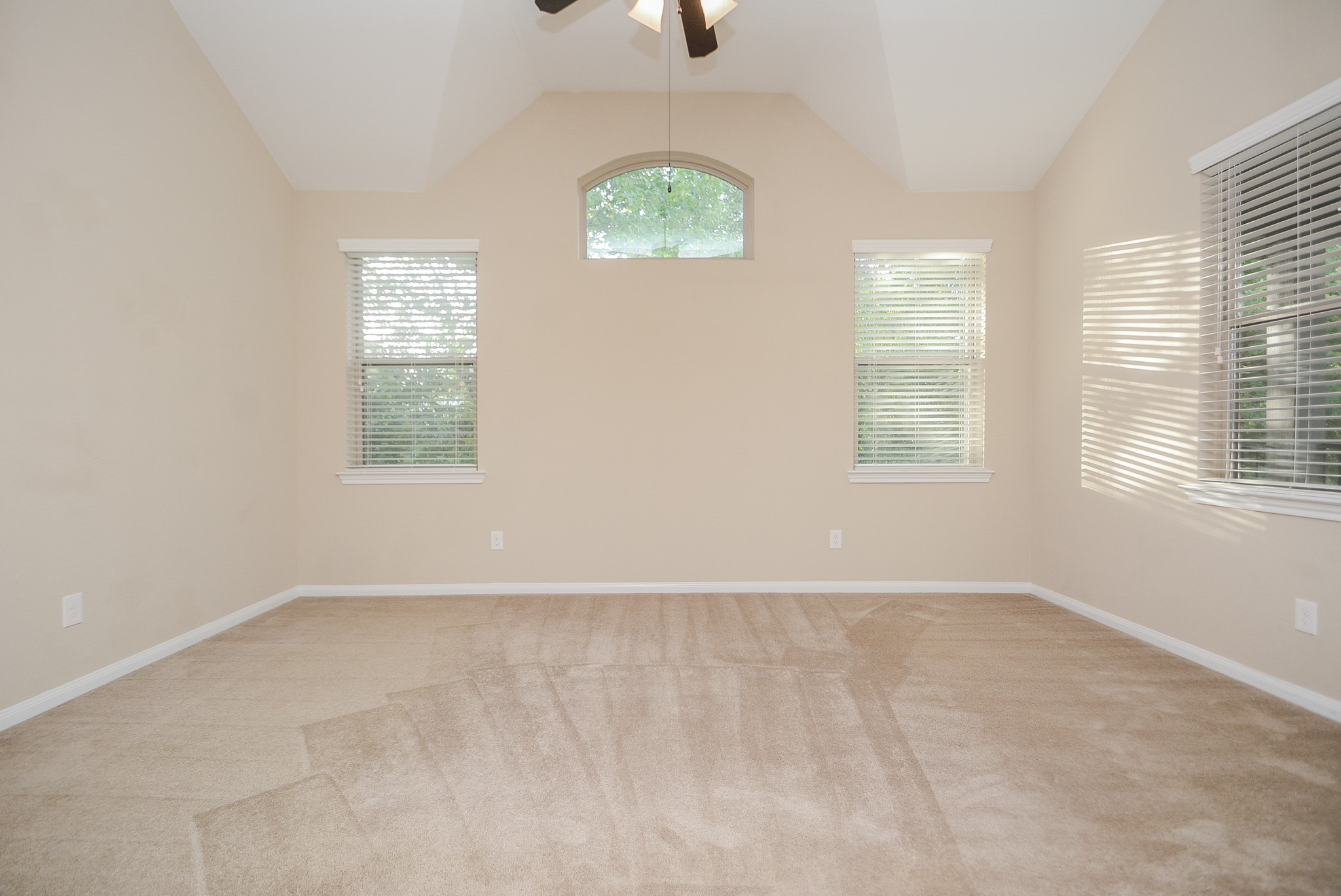22 Cheswood Manor Property Photo 22