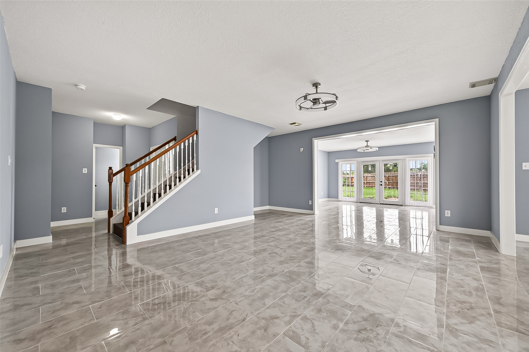 9526 Heflin Colony Drive Property Photo 6