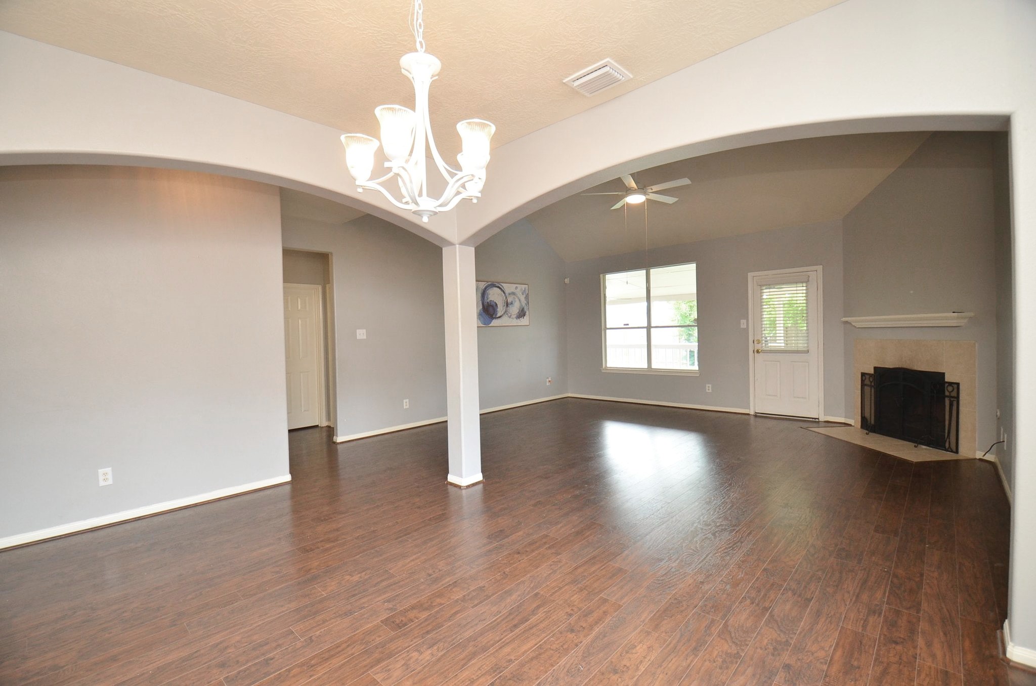 91 Rodeo Drive Property Photo 8