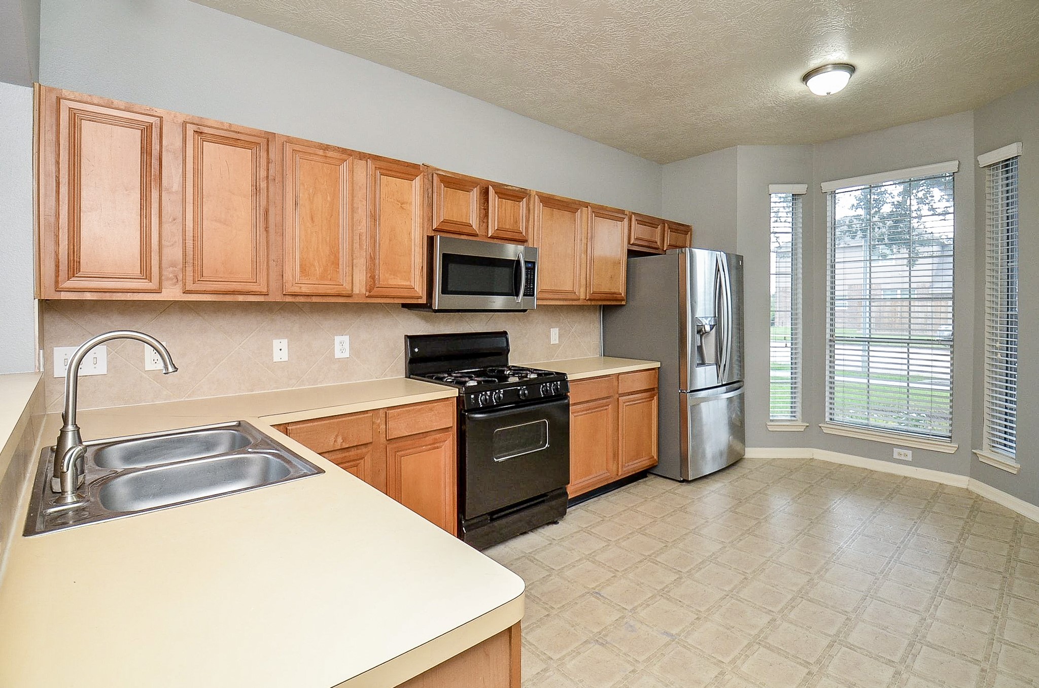 91 Rodeo Drive Property Photo 11
