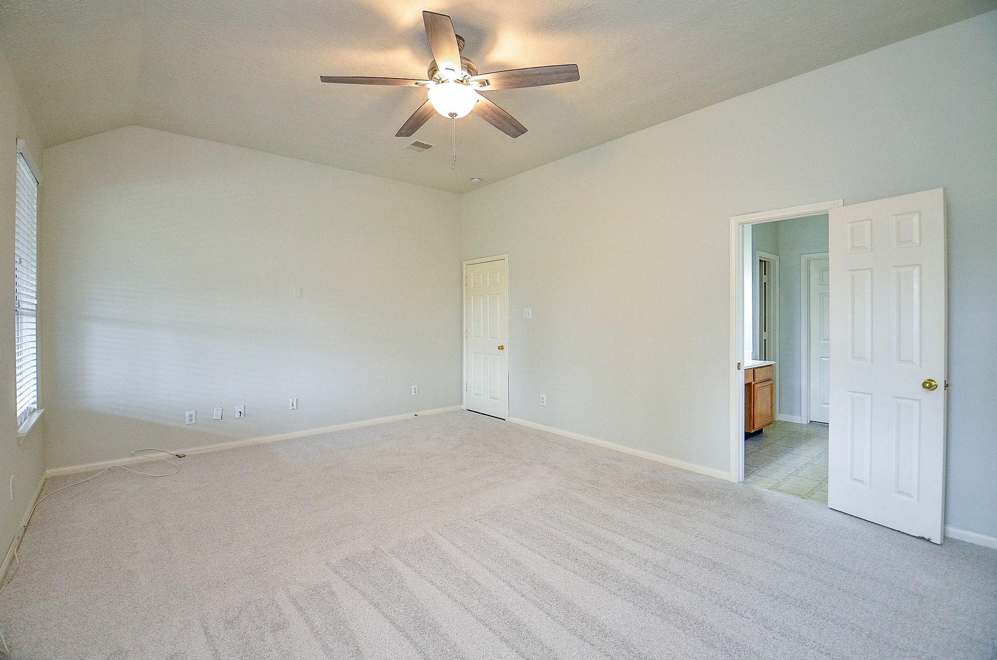 91 Rodeo Drive Property Photo 14
