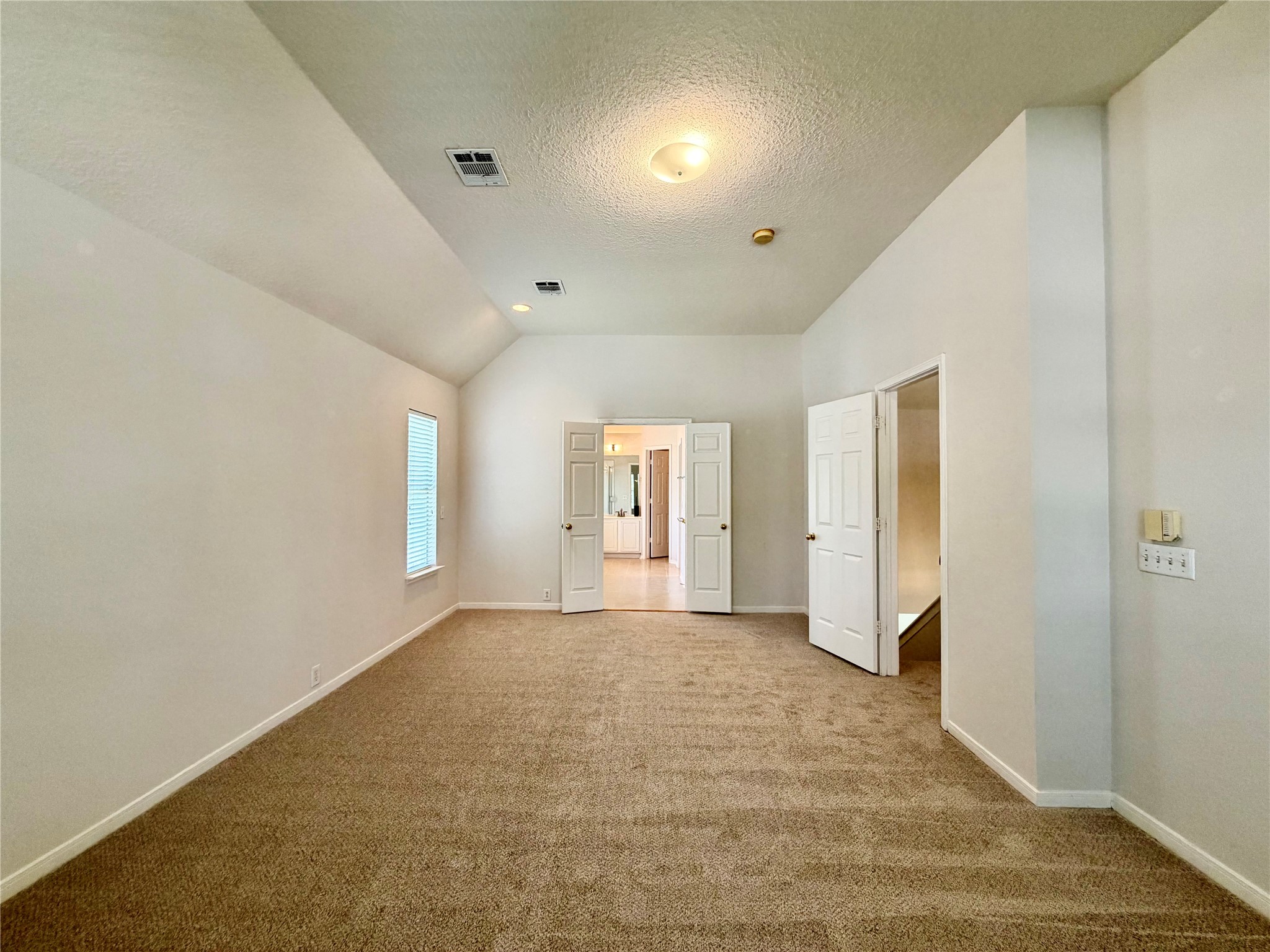 7426 Maple Run Drive Property Photo 12