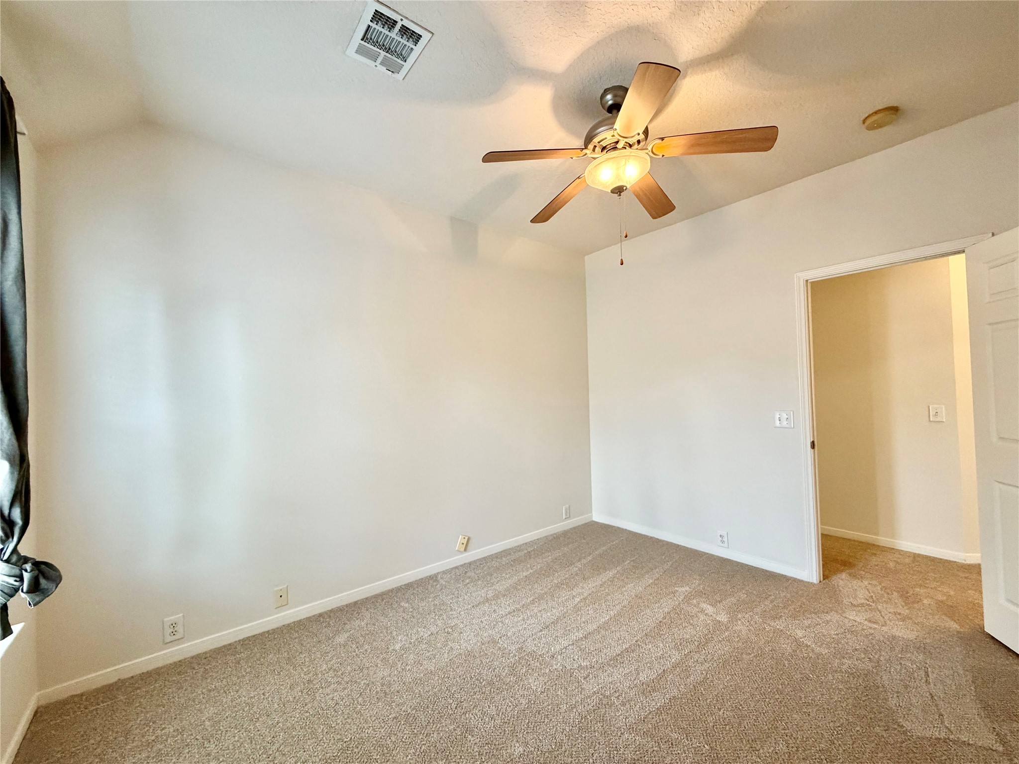 7426 Maple Run Drive Property Photo 16