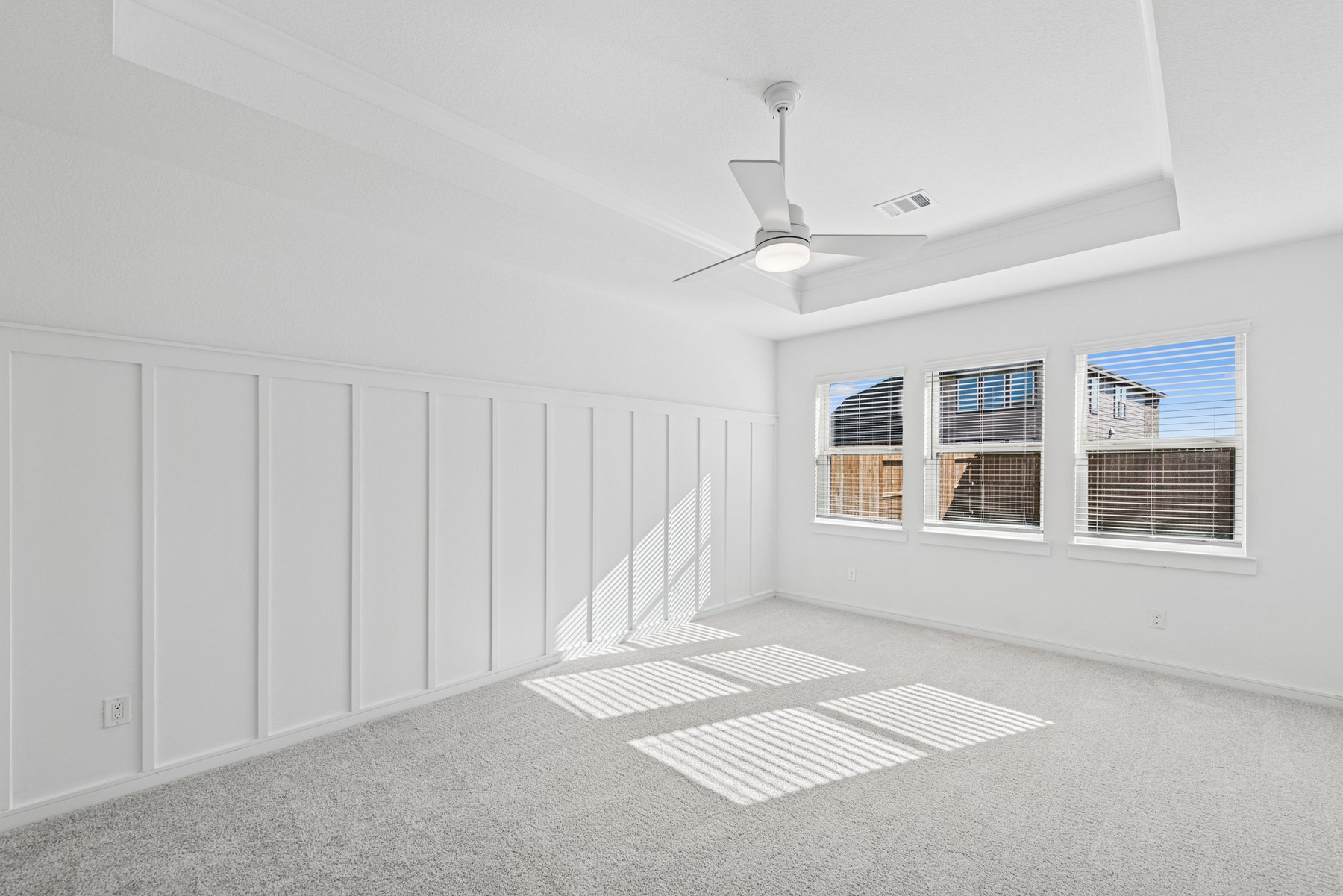 29447 Oaklawn View Drive Property Photo 12